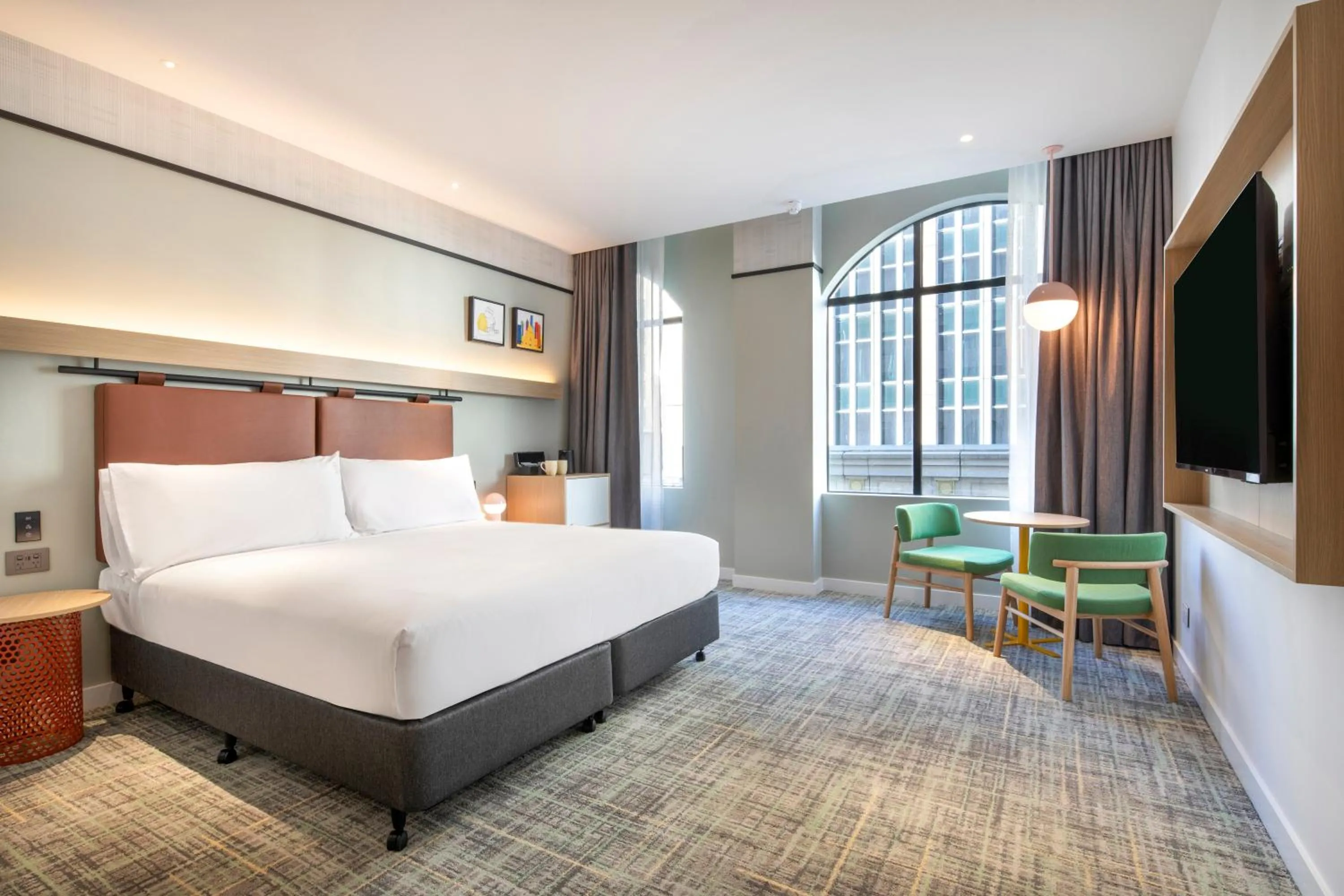 Bed in Holiday Inn Melbourne Bourke Street Mall by IHG