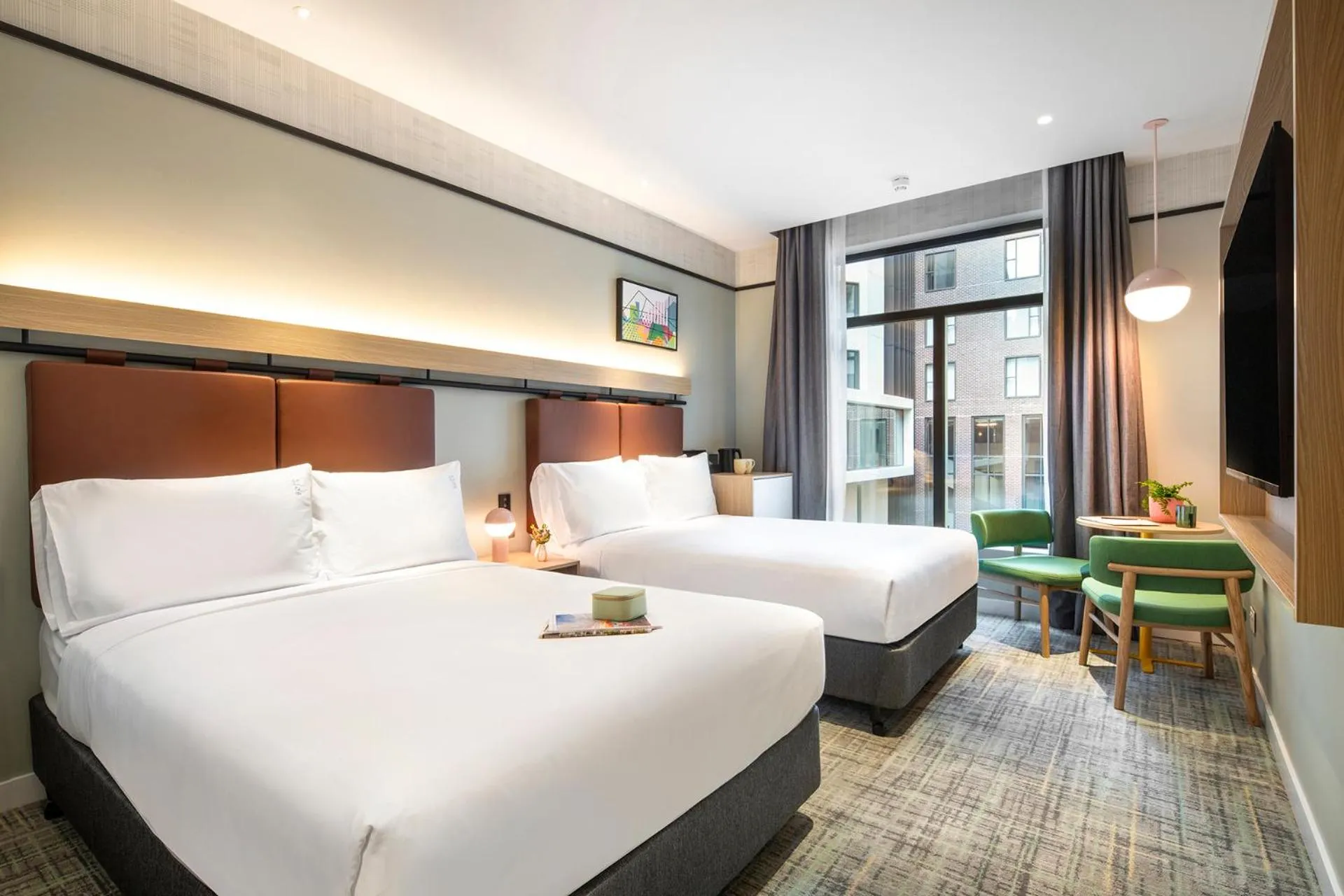 Bedroom, Bed in Holiday Inn Melbourne Bourke Street Mall by IHG