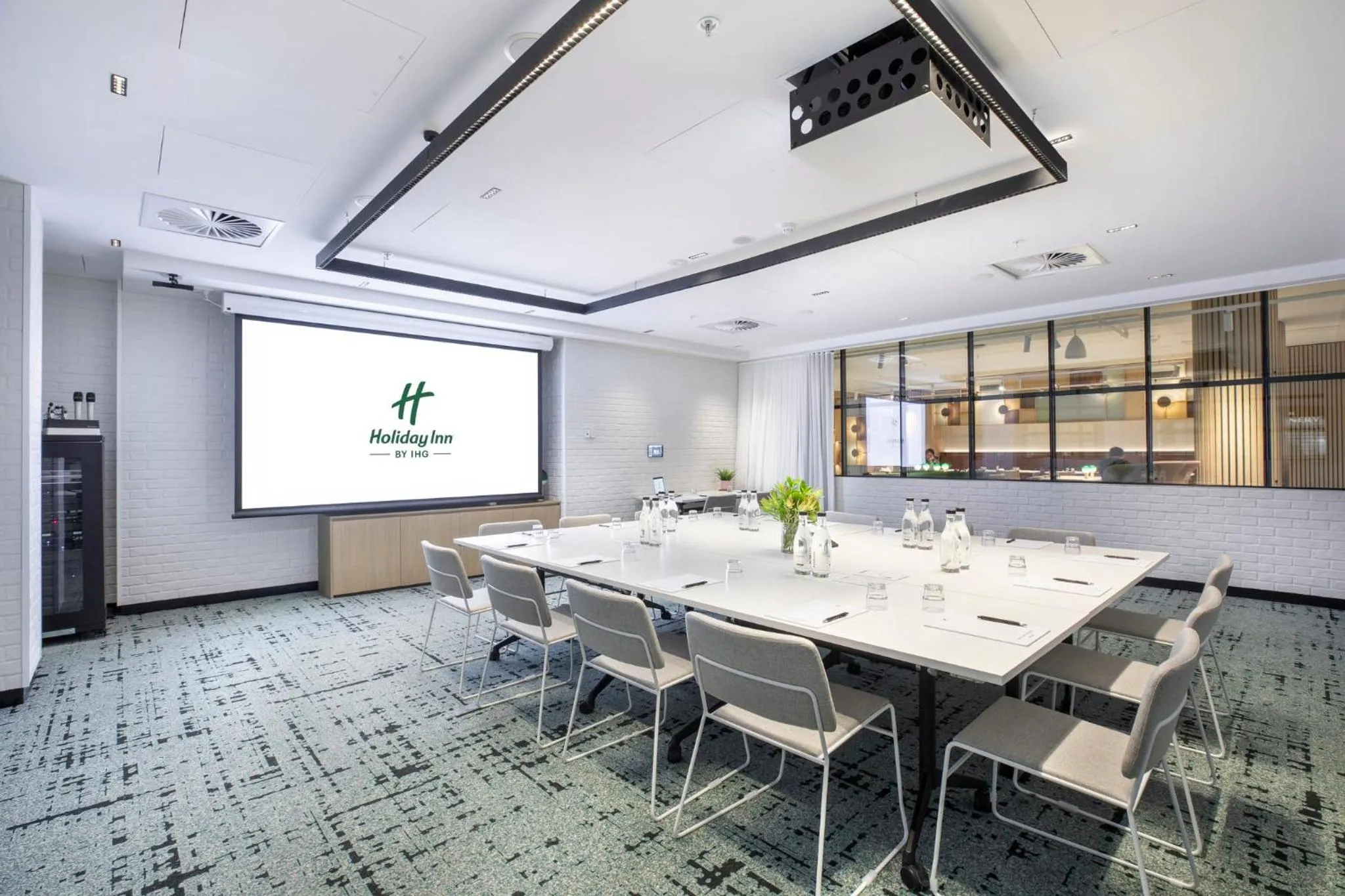 Meeting/conference room in Holiday Inn Melbourne Bourke Street Mall by IHG