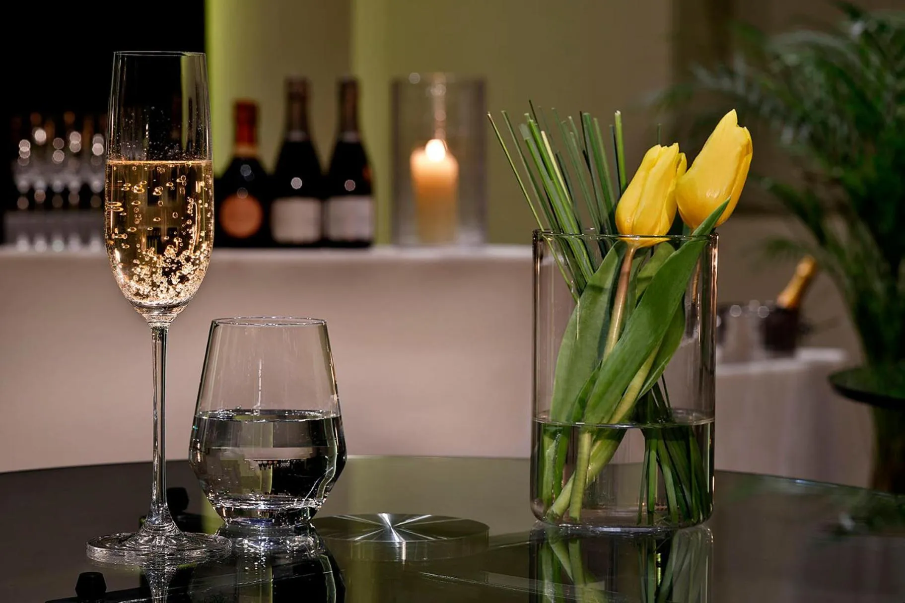 Lounge or bar in voco Lake Nicaragua - Granada by IHG