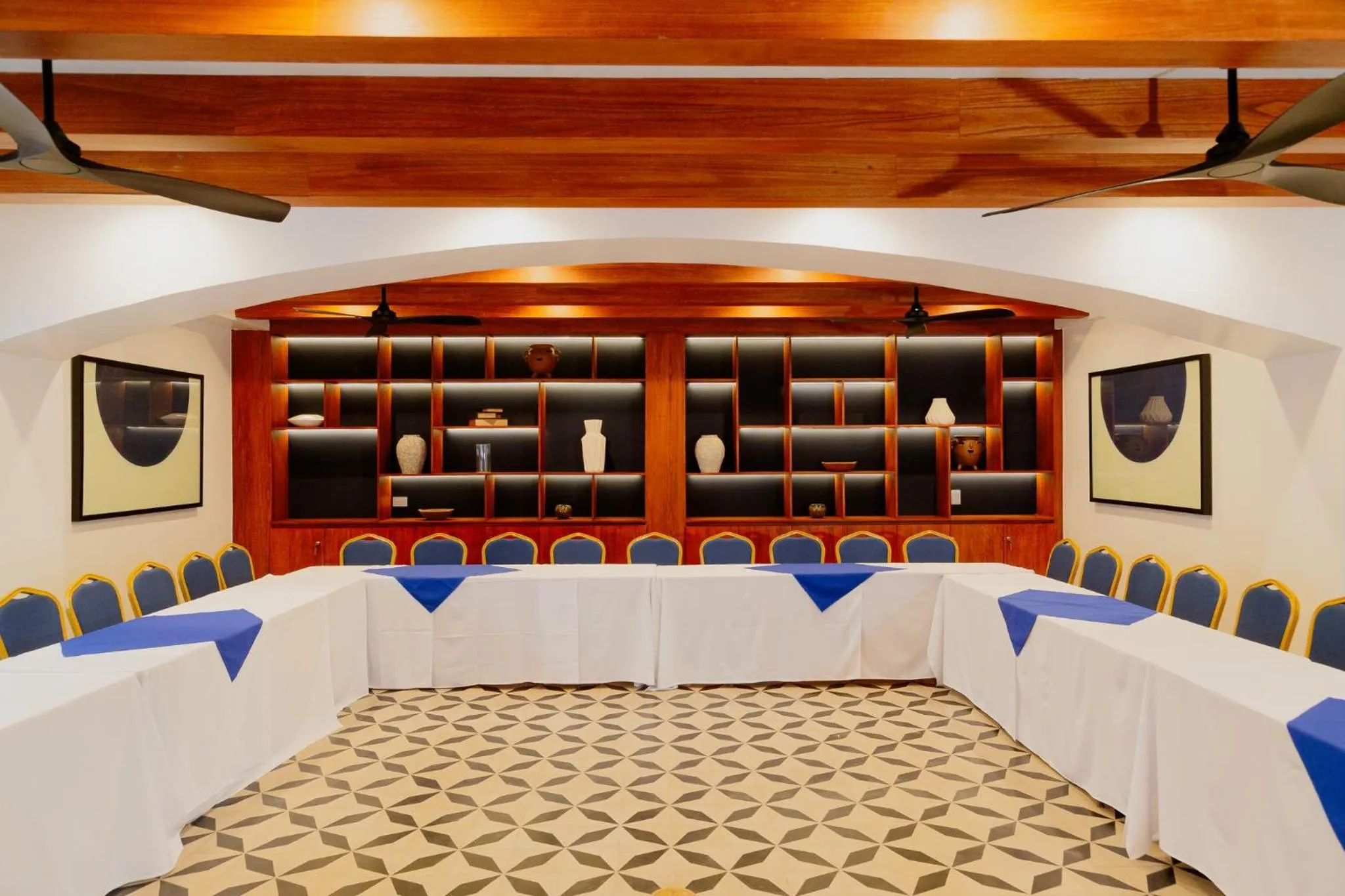 Meeting/conference room in voco Lake Nicaragua - Granada by IHG