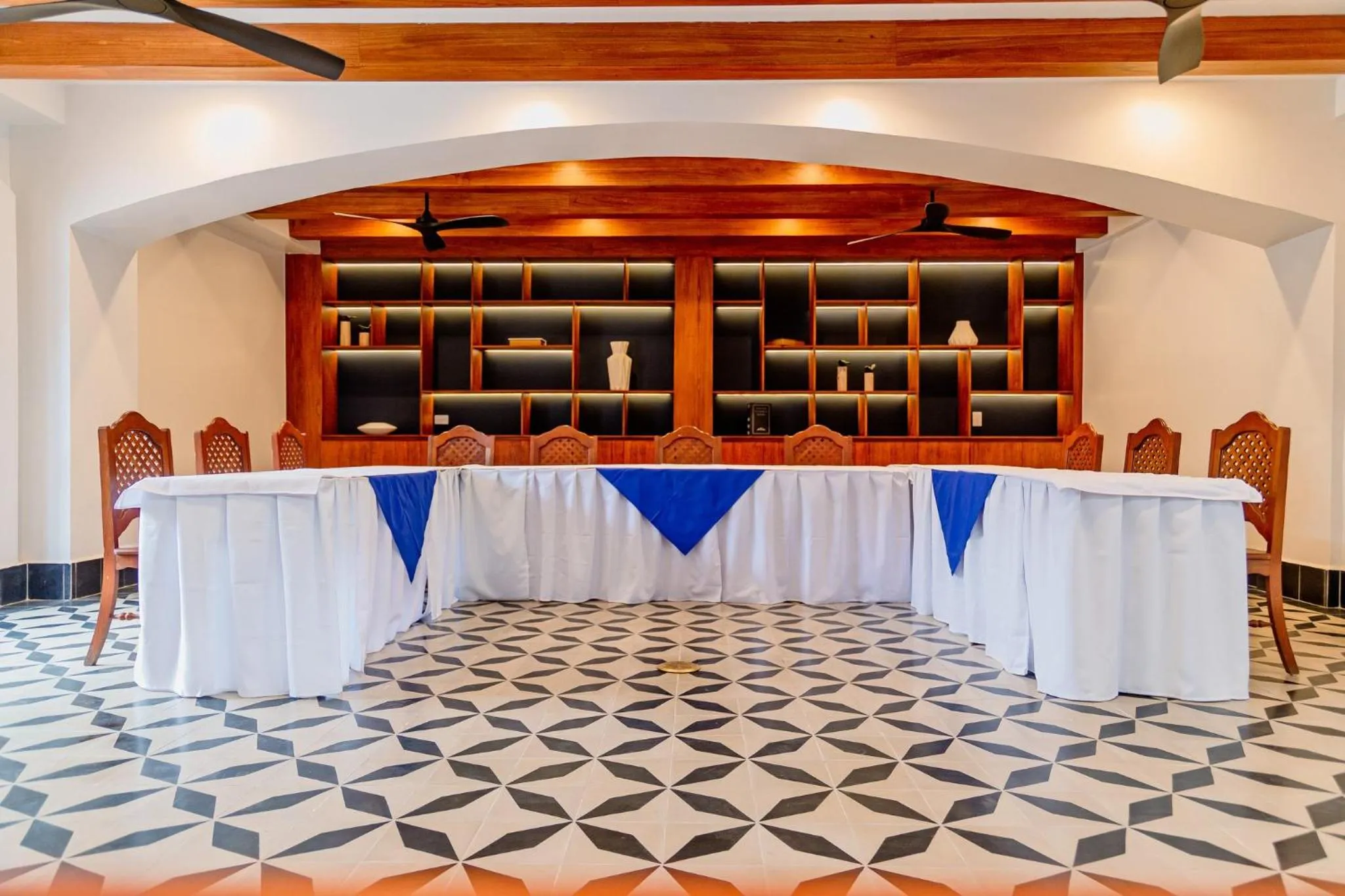 Meeting/conference room in voco Lake Nicaragua - Granada by IHG