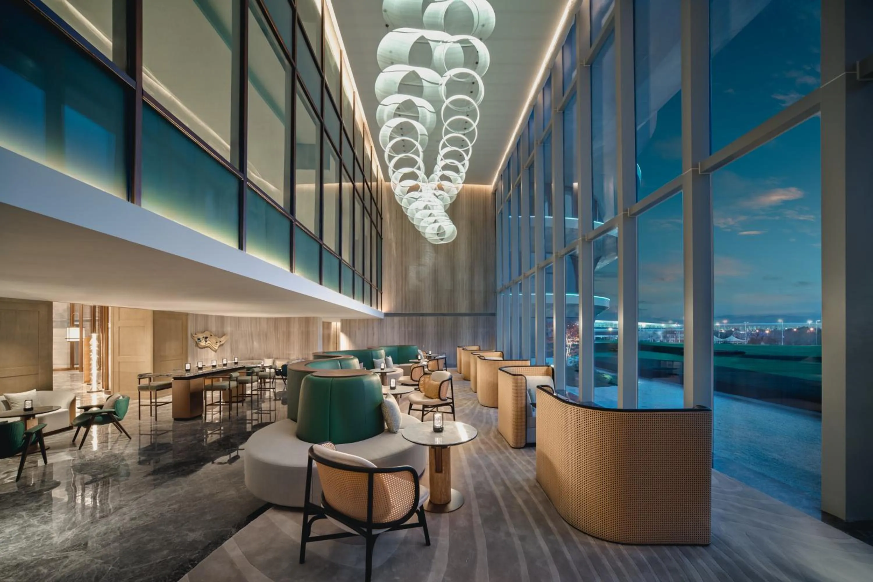 Lounge or bar in Crowne Plaza Wuhan Tianhe Airport by IHG