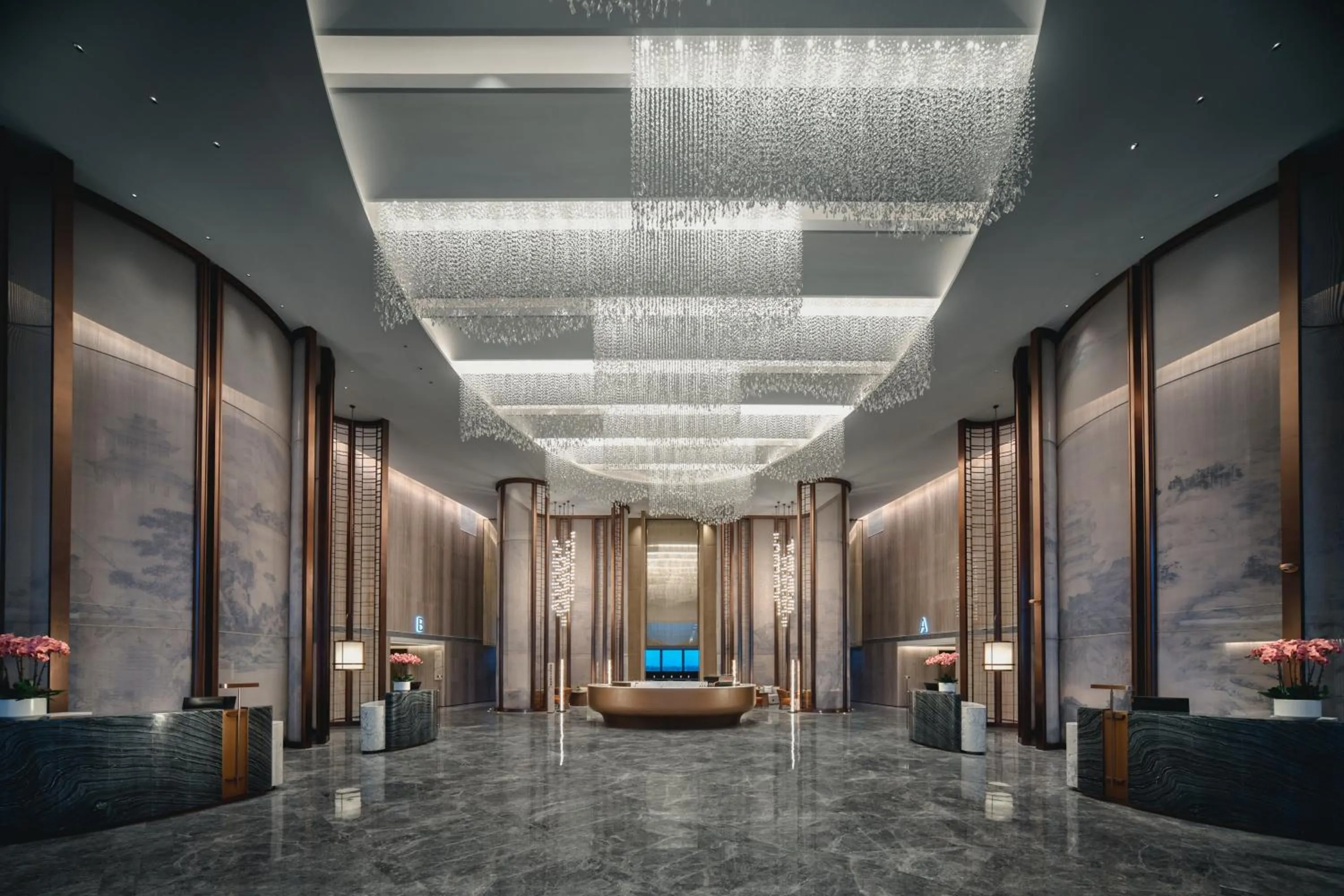 Property building in Crowne Plaza Wuhan Tianhe Airport by IHG