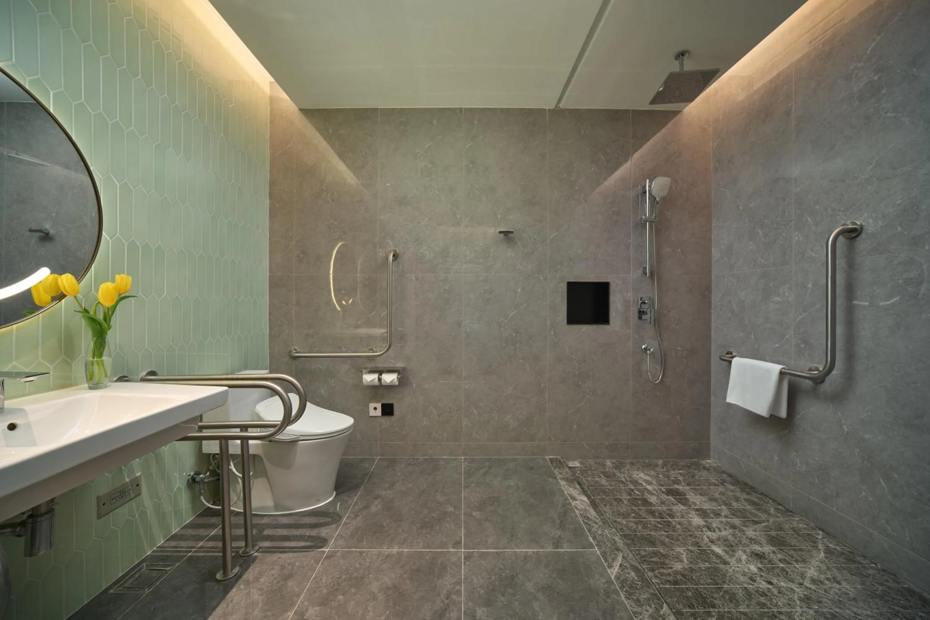 Shower in Holiday Inn Wuhan Tianhe Airport by IHG