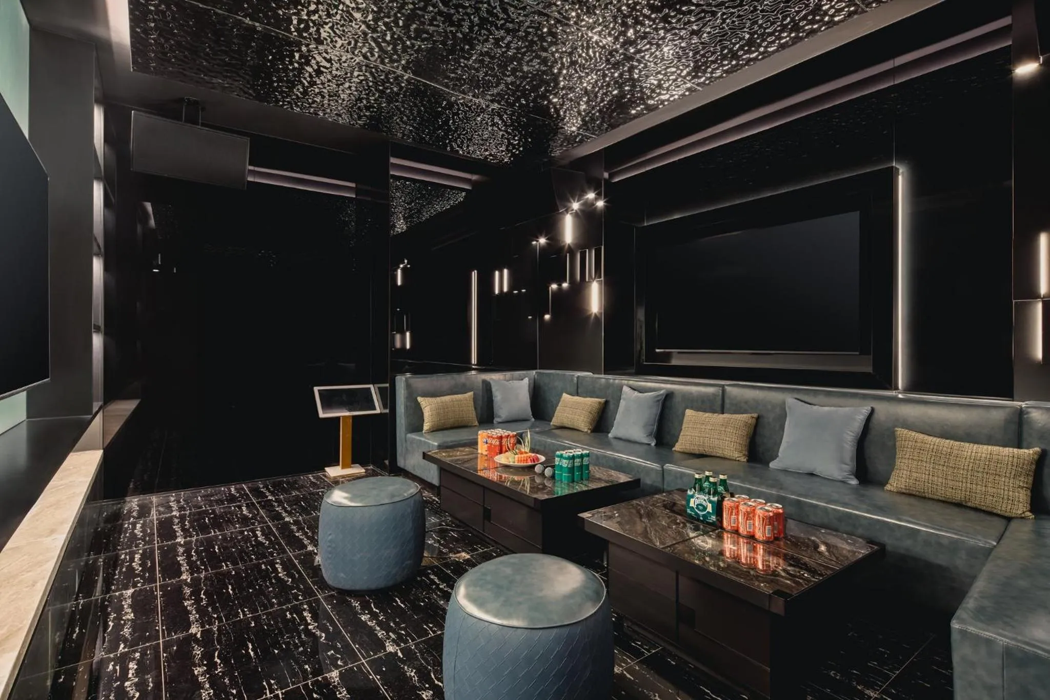 Fitness centre/facilities in Holiday Inn Wuhan Tianhe Airport by IHG