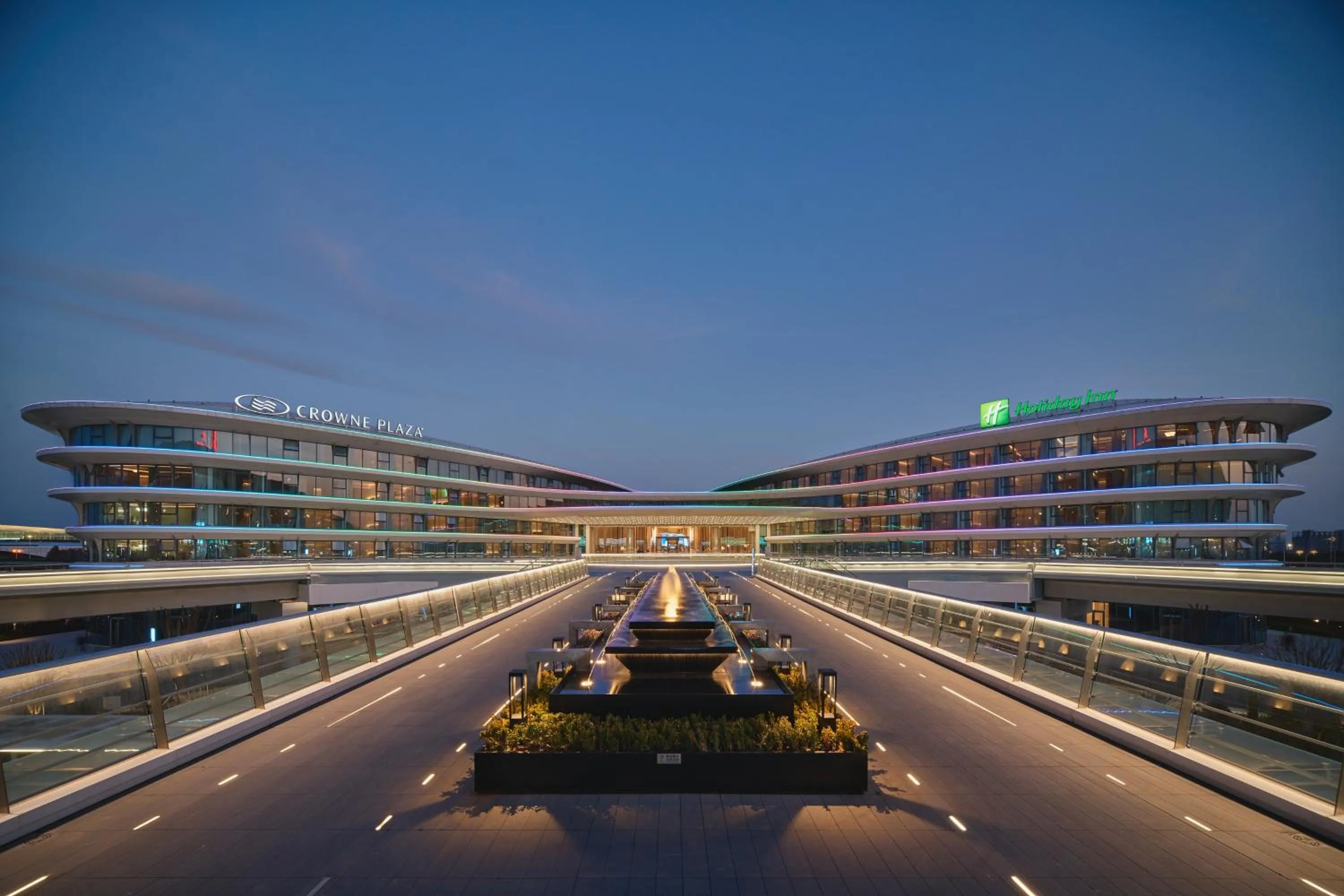 Property building in Holiday Inn Wuhan Tianhe Airport by IHG