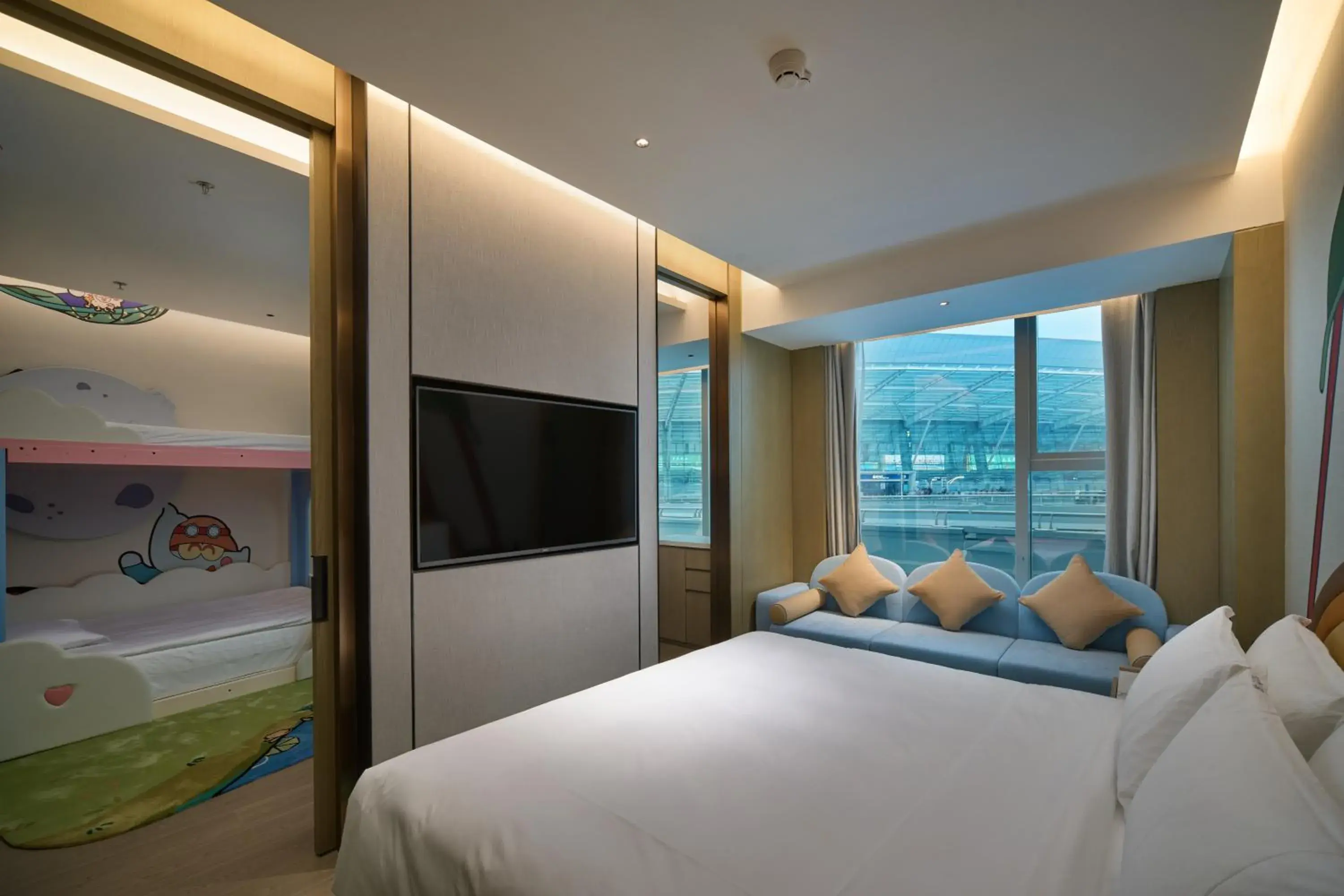 Bedroom, Bed in Holiday Inn Wuhan Tianhe Airport by IHG Bedroom, Bed in Holiday Inn Wuhan Tianhe Airport by IHG
