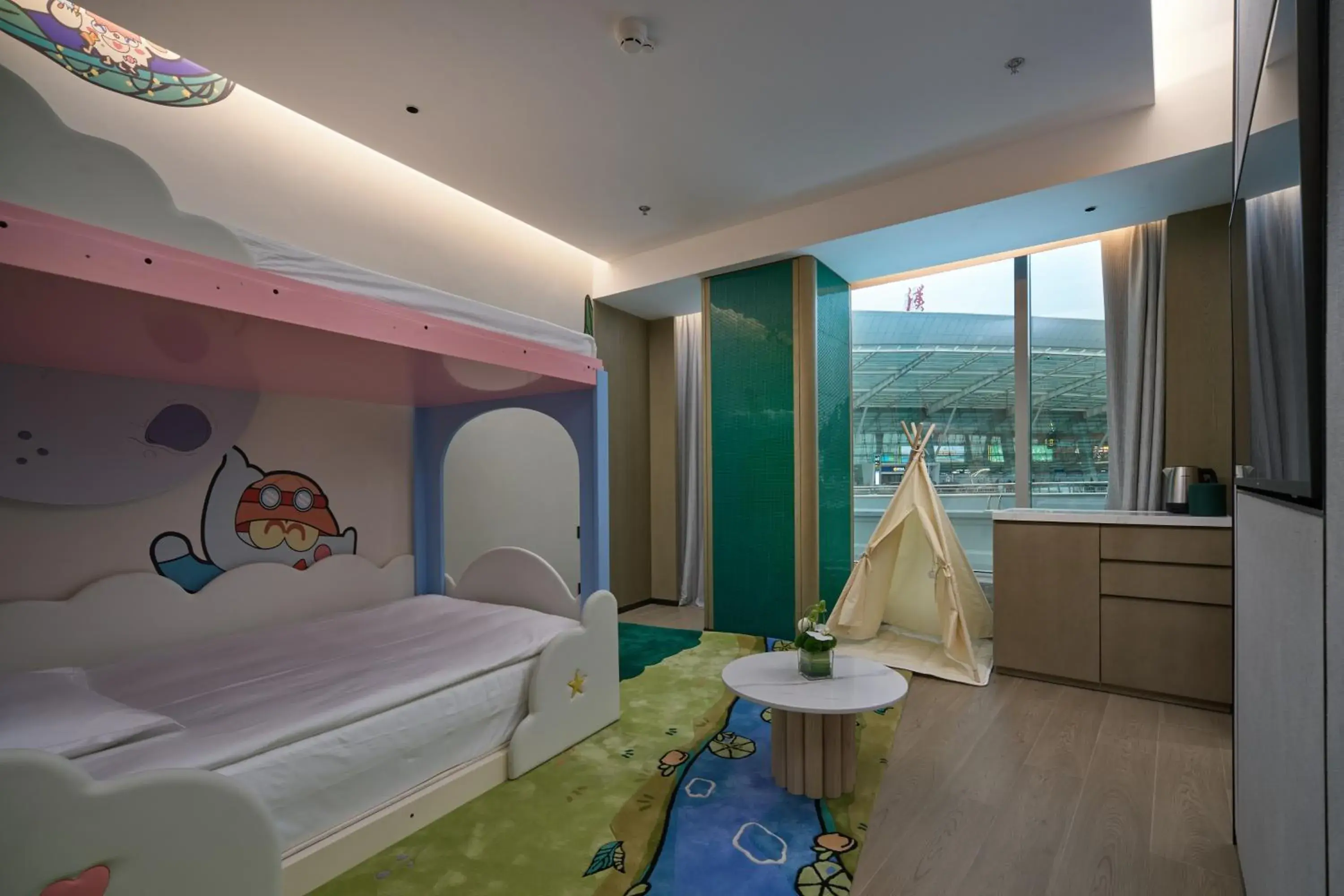 Bedroom, Bed in Holiday Inn Wuhan Tianhe Airport by IHG Bedroom, Bed in Holiday Inn Wuhan Tianhe Airport by IHG