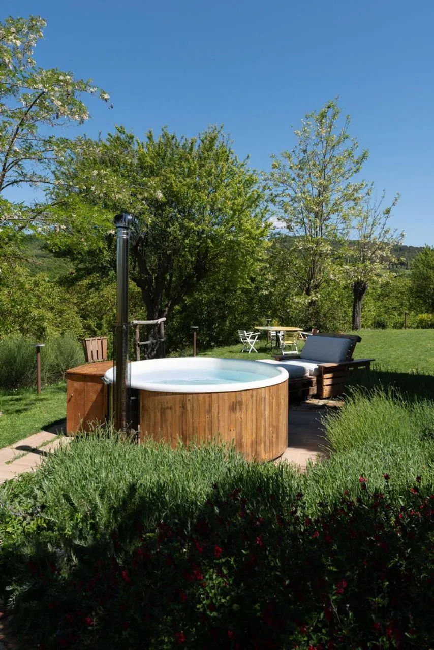 Spring in La Vittoria 10 – La Soglia della Val d’Orcia