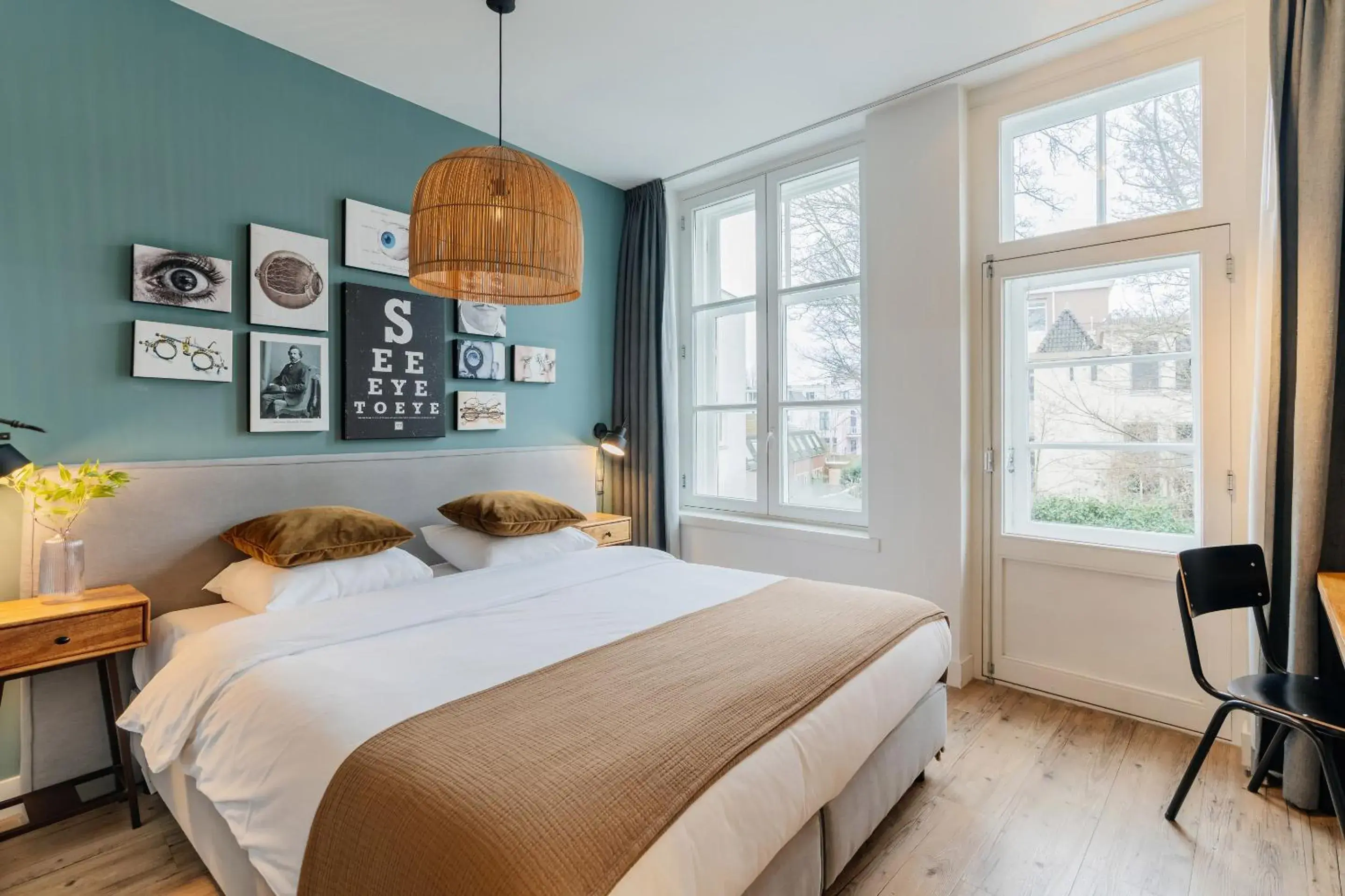 Bed in Eye Hotel Bed in Eye Hotel