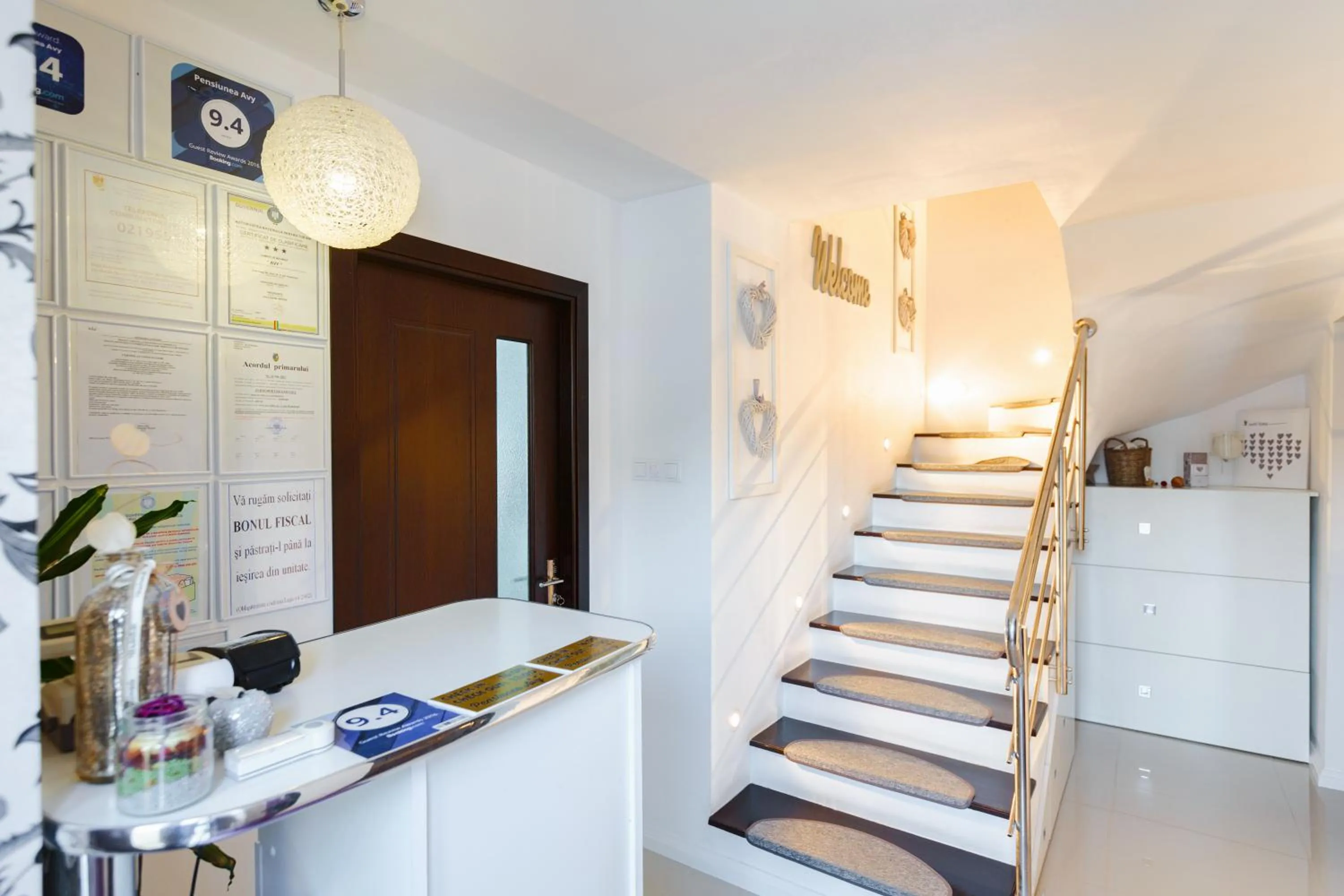 Property building in Pensiunea Avy