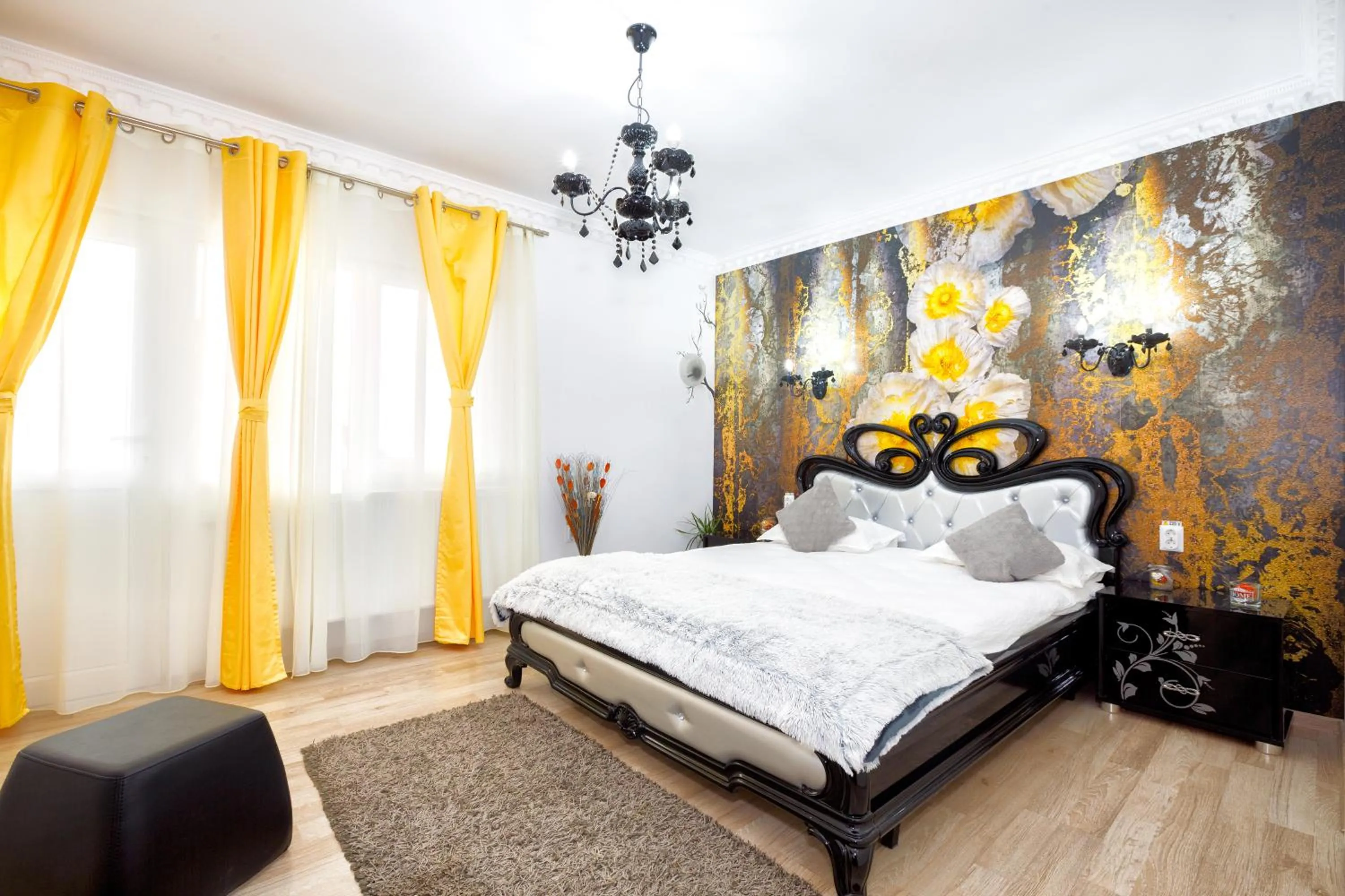 Bed in Pensiunea Avy