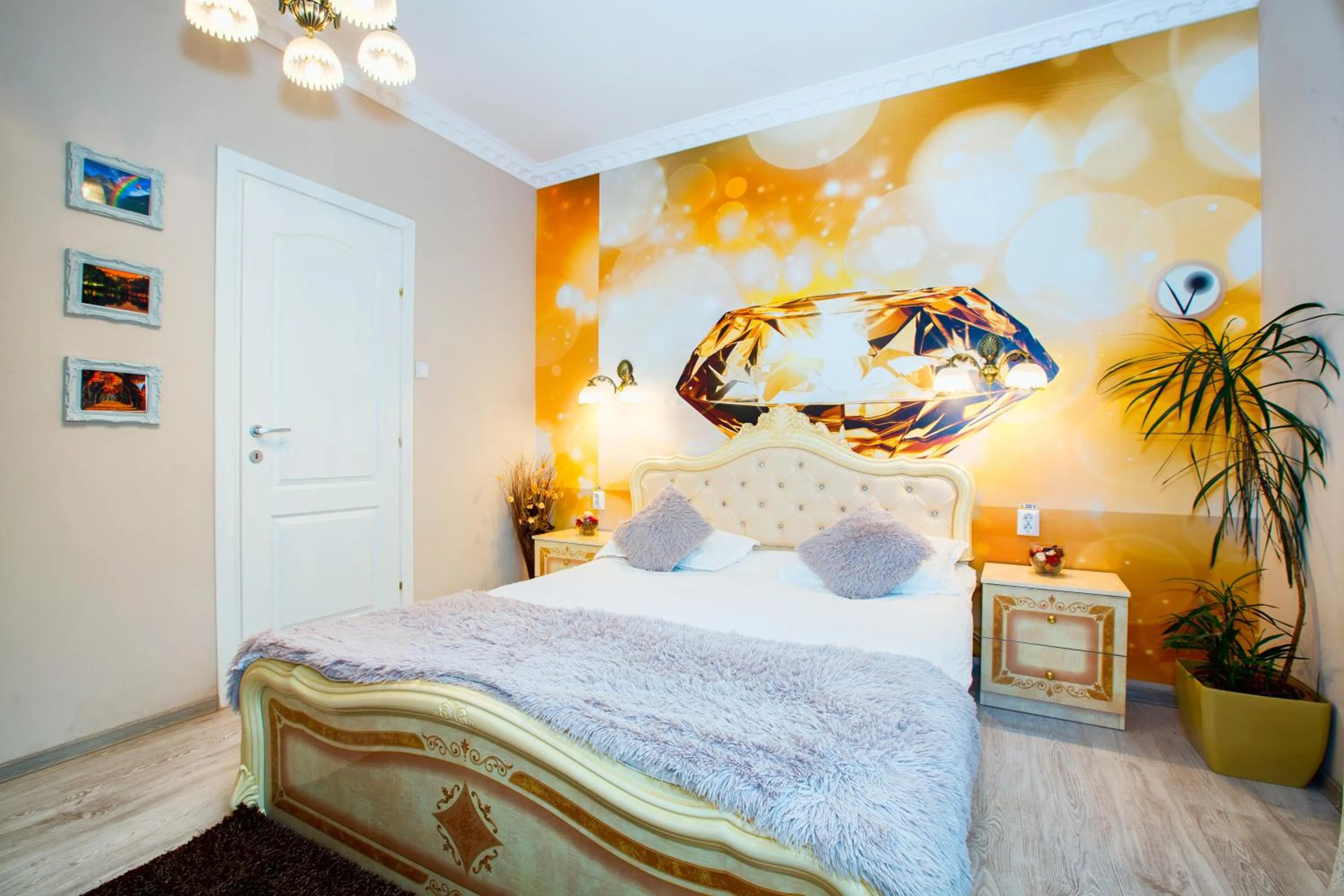 Bed in Pensiunea Avy