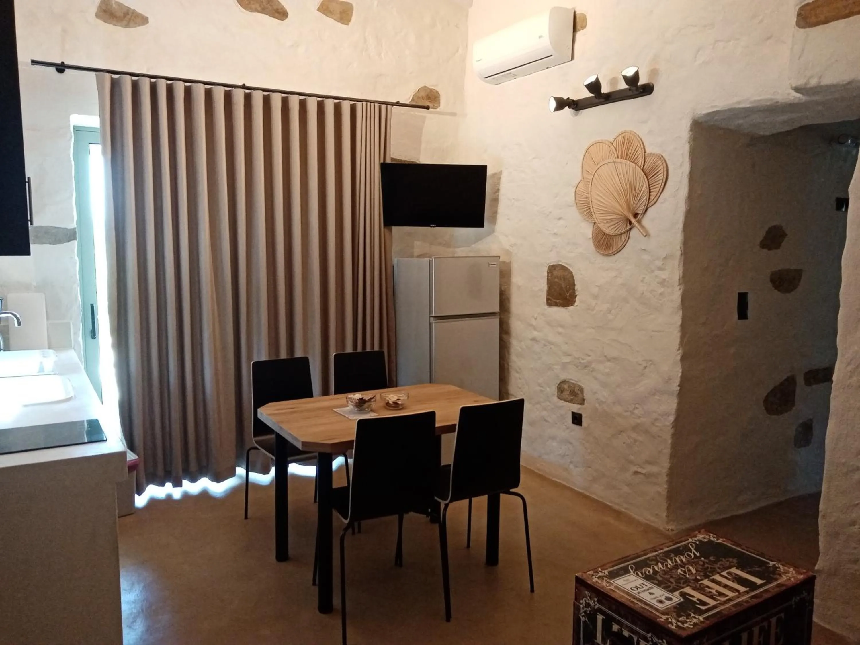 Seating area in Afentiko Pigadi