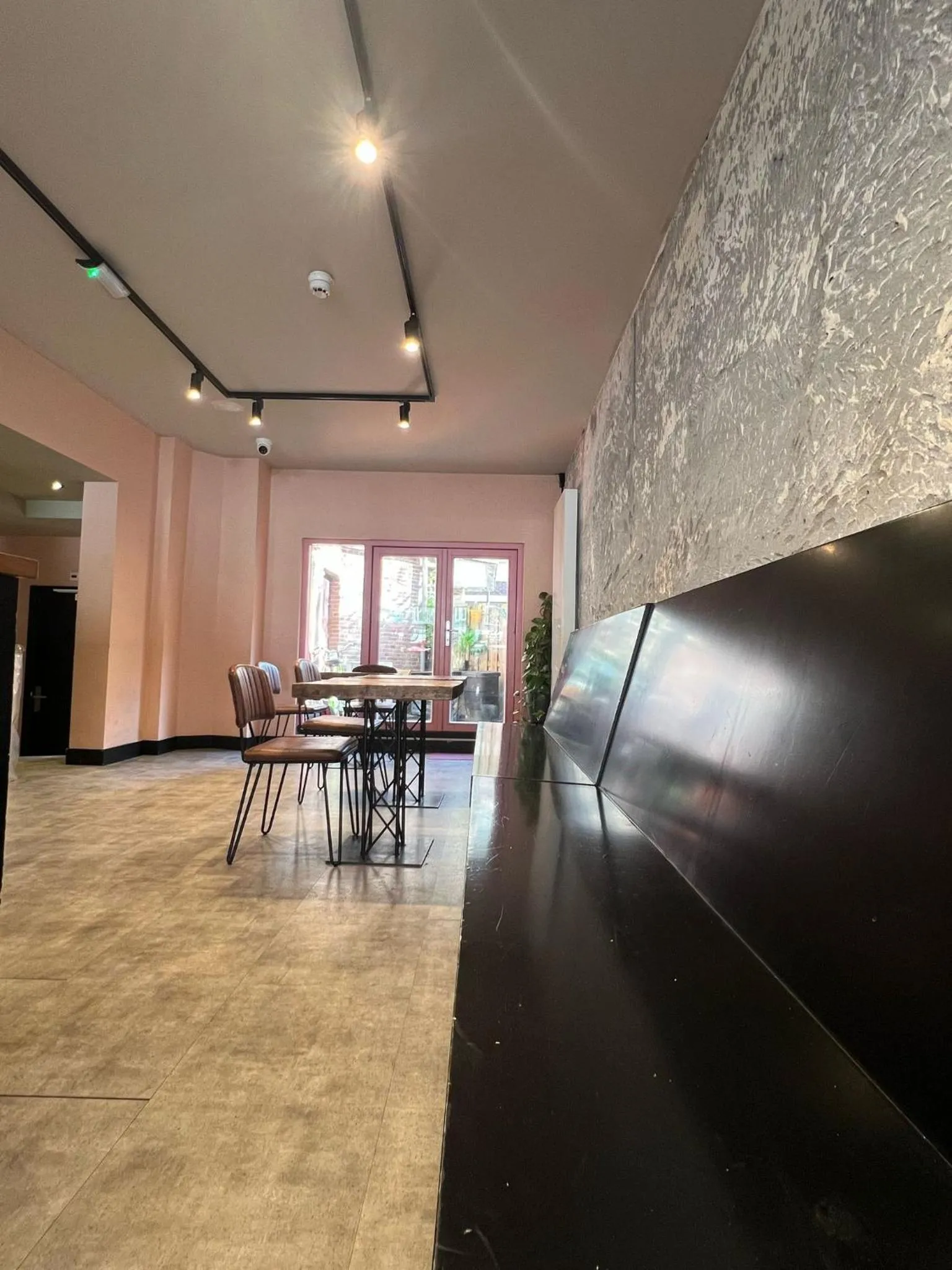 Lobby or reception in Amigo Hotel