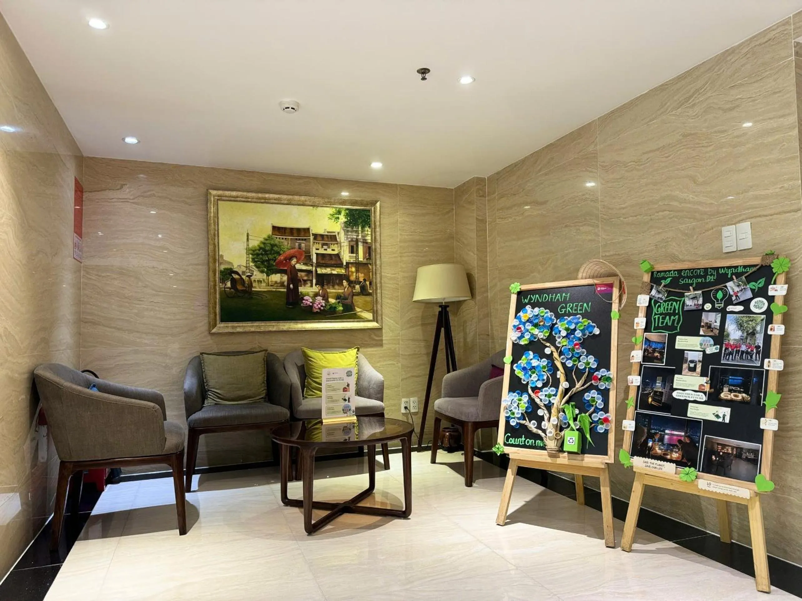 Lounge or bar in RAMADA ENCORE - Upgrading for your comfort