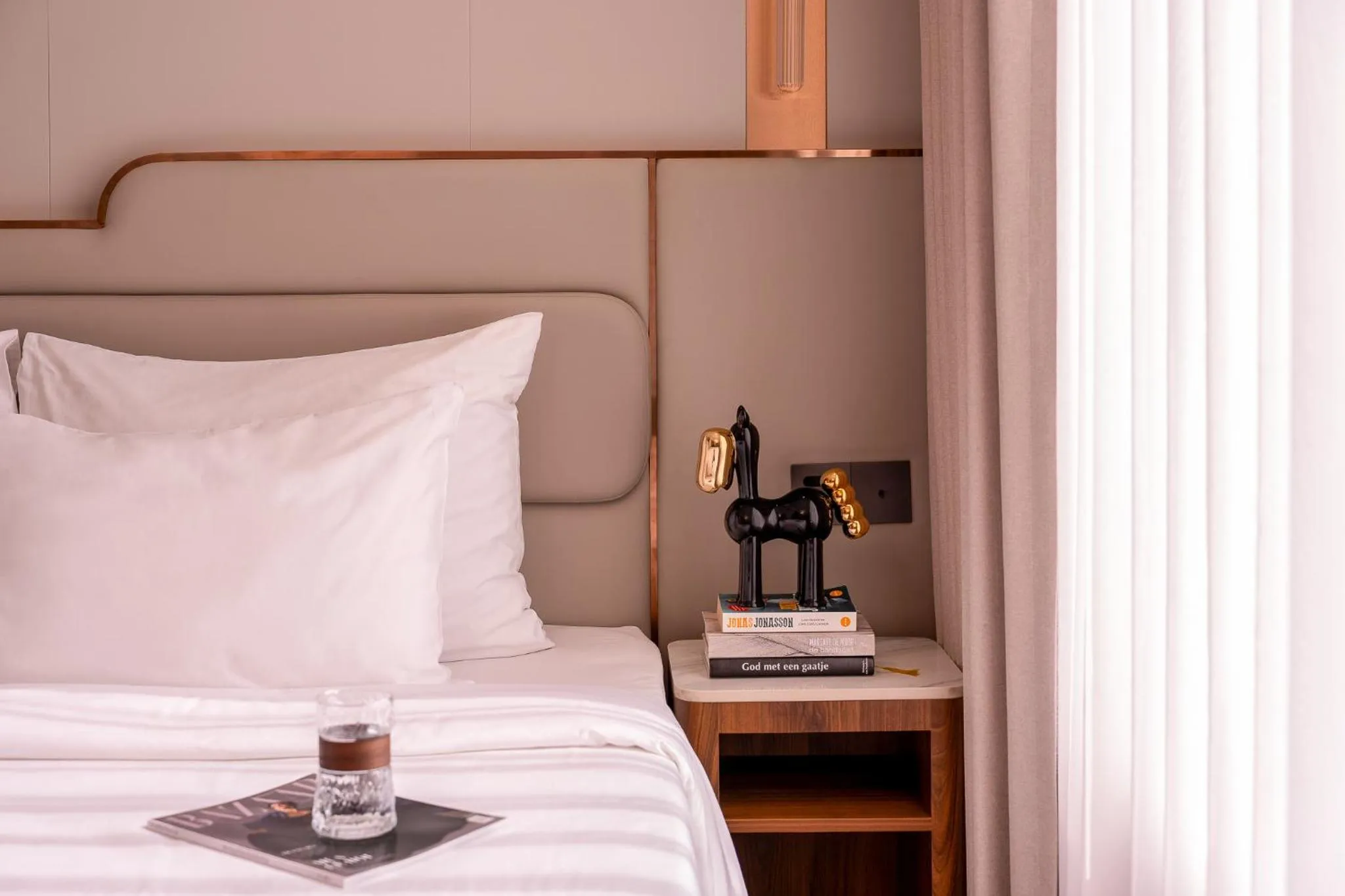 Bed in Adora Mira Riverside