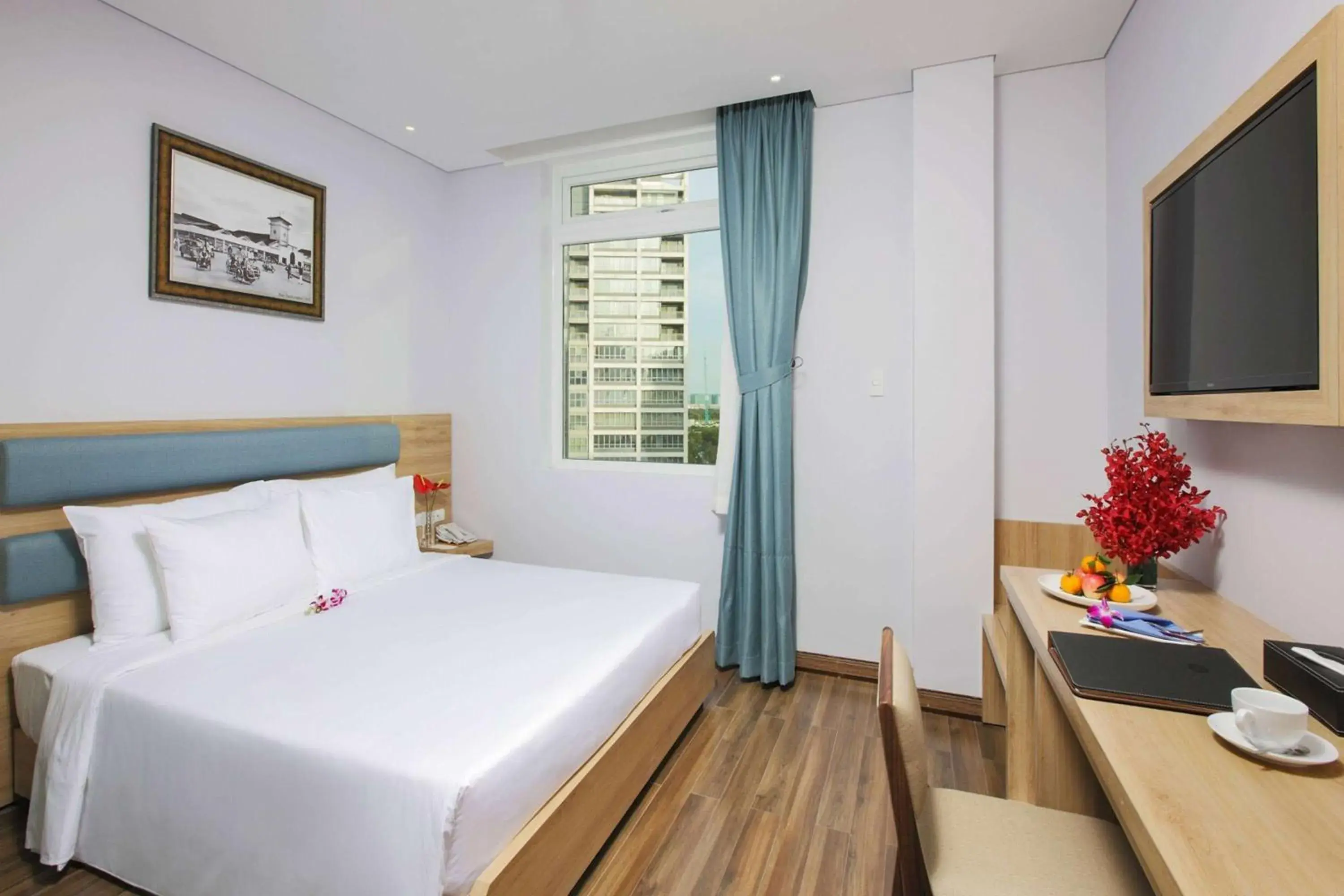 Photo of the whole room, Bed in RAMADA ENCORE - Upgrading for your comfort Photo of the whole room, Bed in RAMADA ENCORE - Upgrading for your comfort