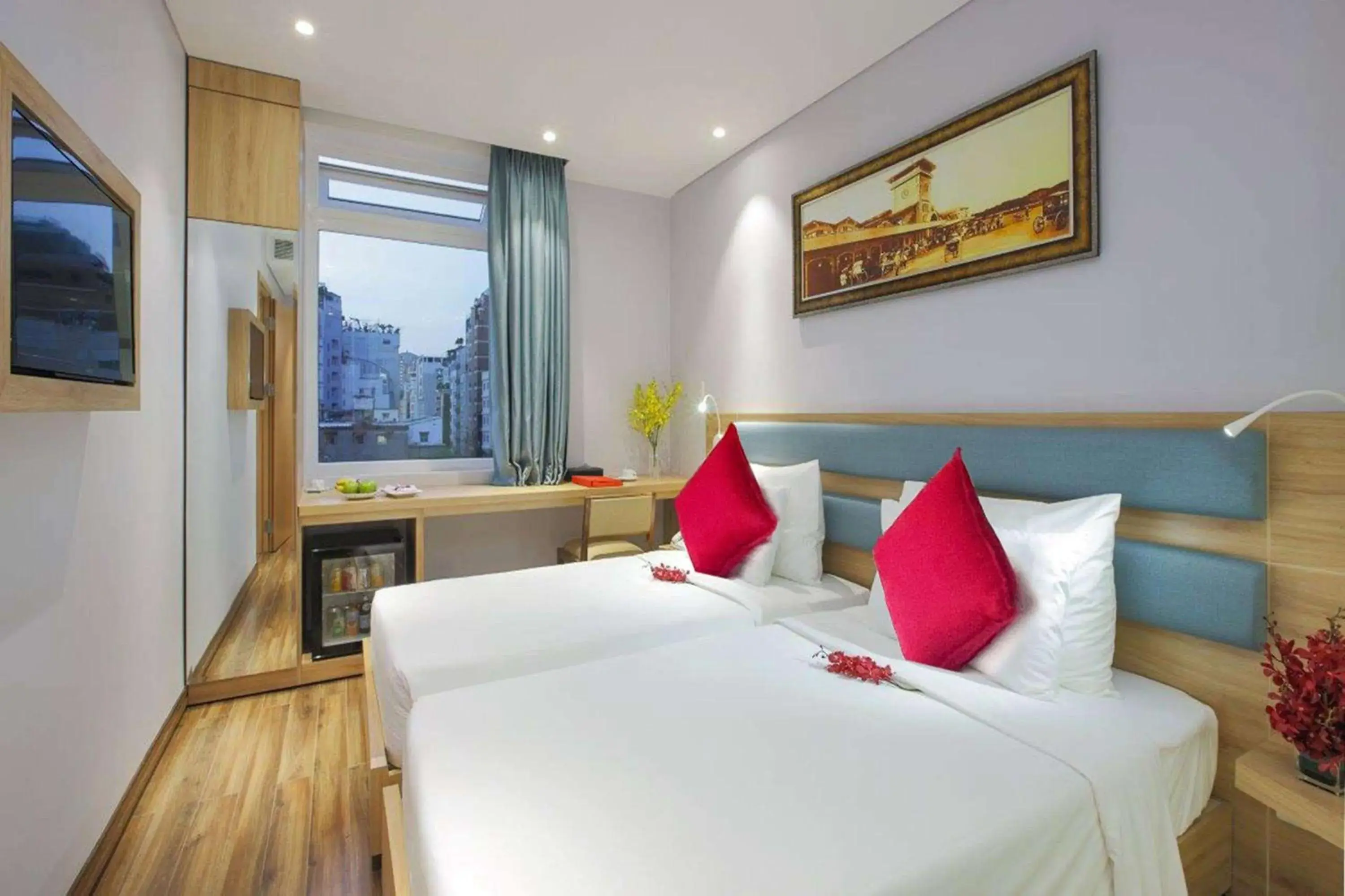 Photo of the whole room, Bed in RAMADA ENCORE - Upgrading for your comfort Photo of the whole room, Bed in RAMADA ENCORE - Upgrading for your comfort