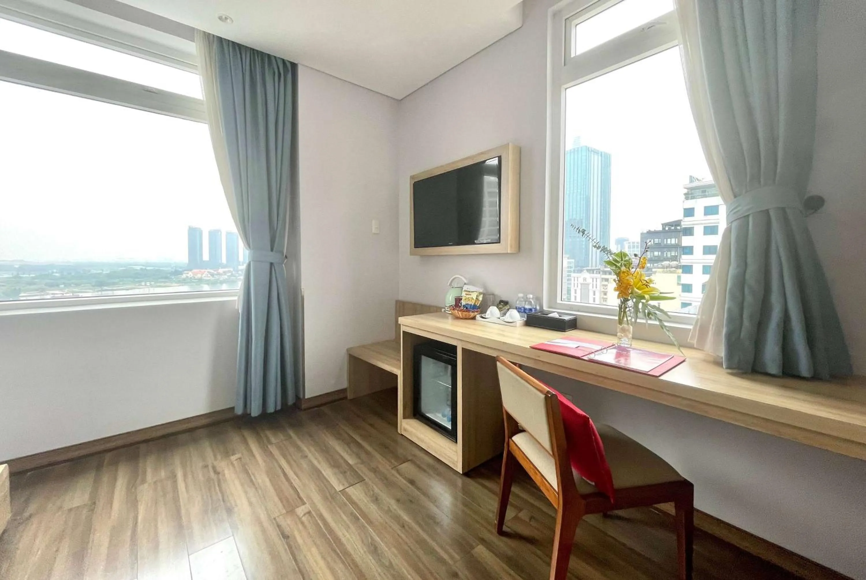 Photo of the whole room in RAMADA ENCORE - Upgrading for your comfort