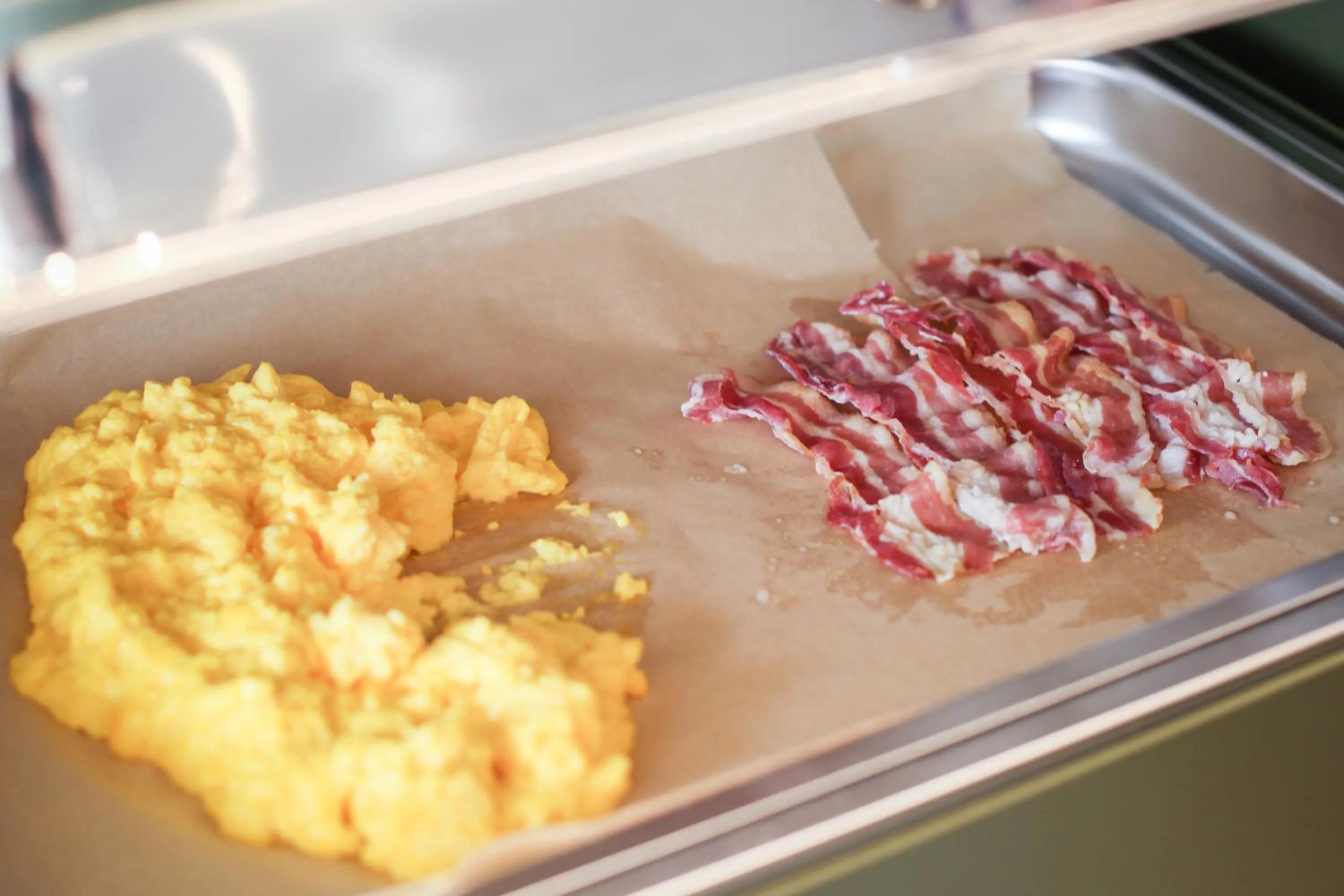 Breakfast in The FLOOR