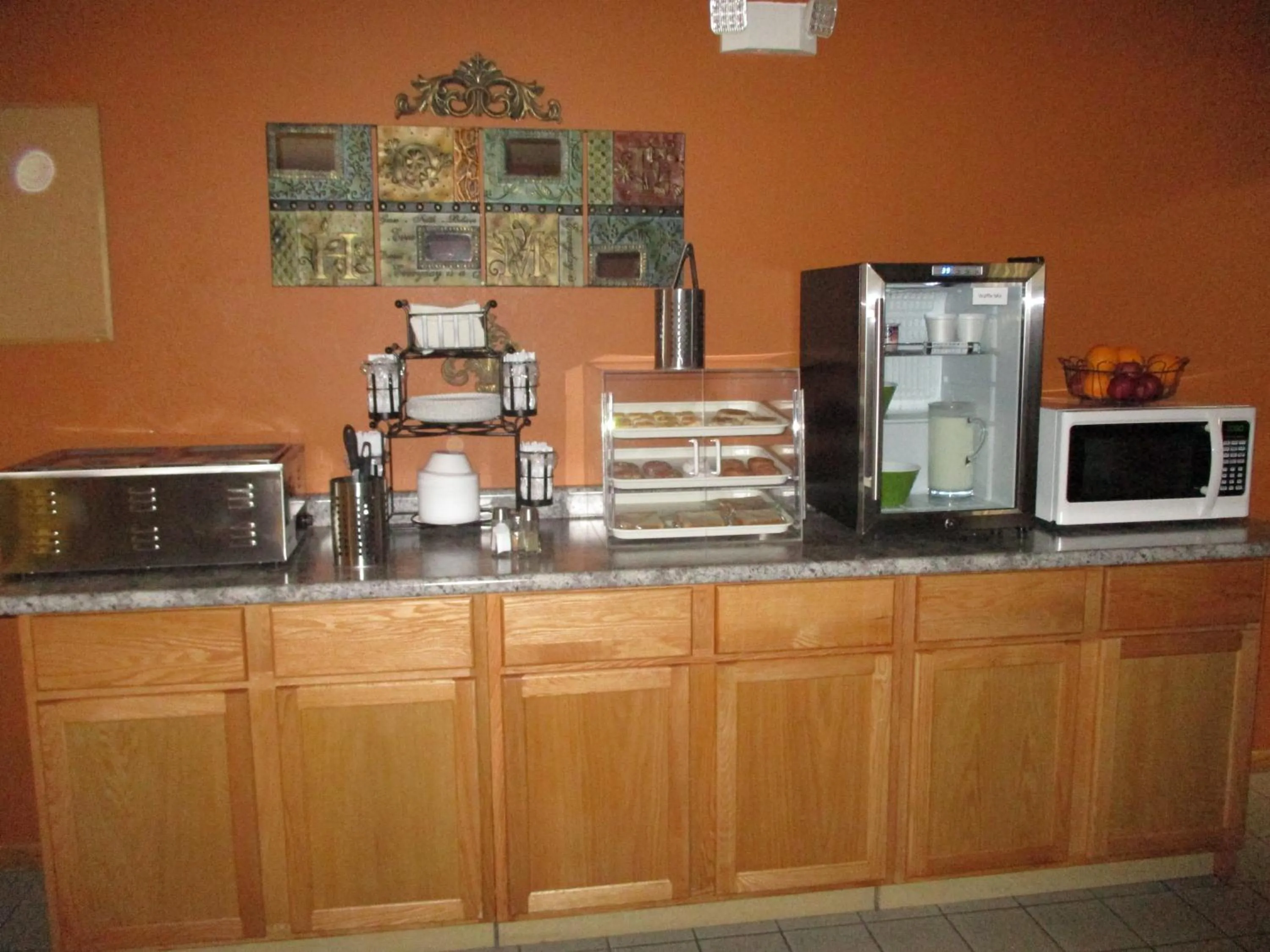 Heritage Inn Express