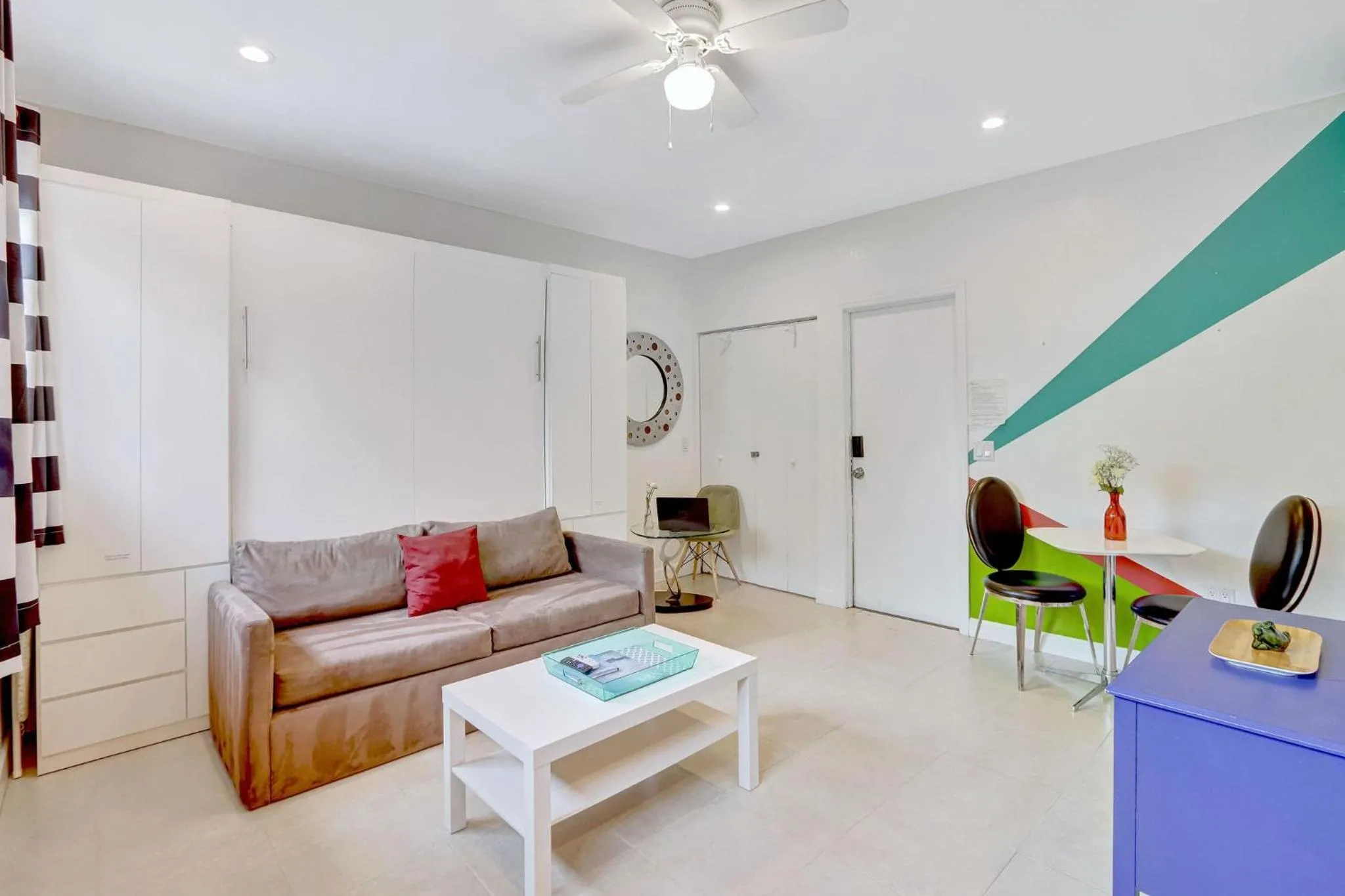 Studio in Las Olas near FL Beach
