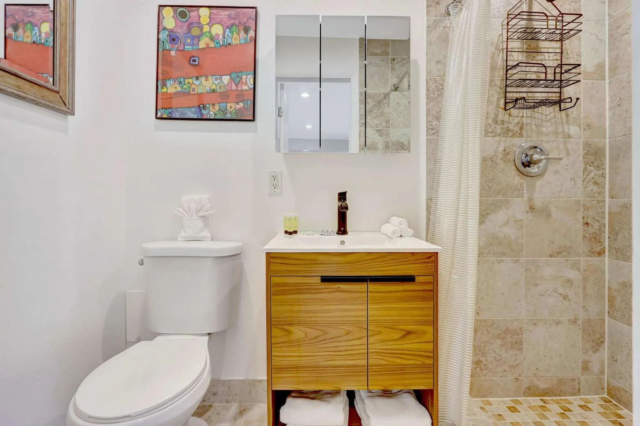 Studio in Las Olas near FL Beach