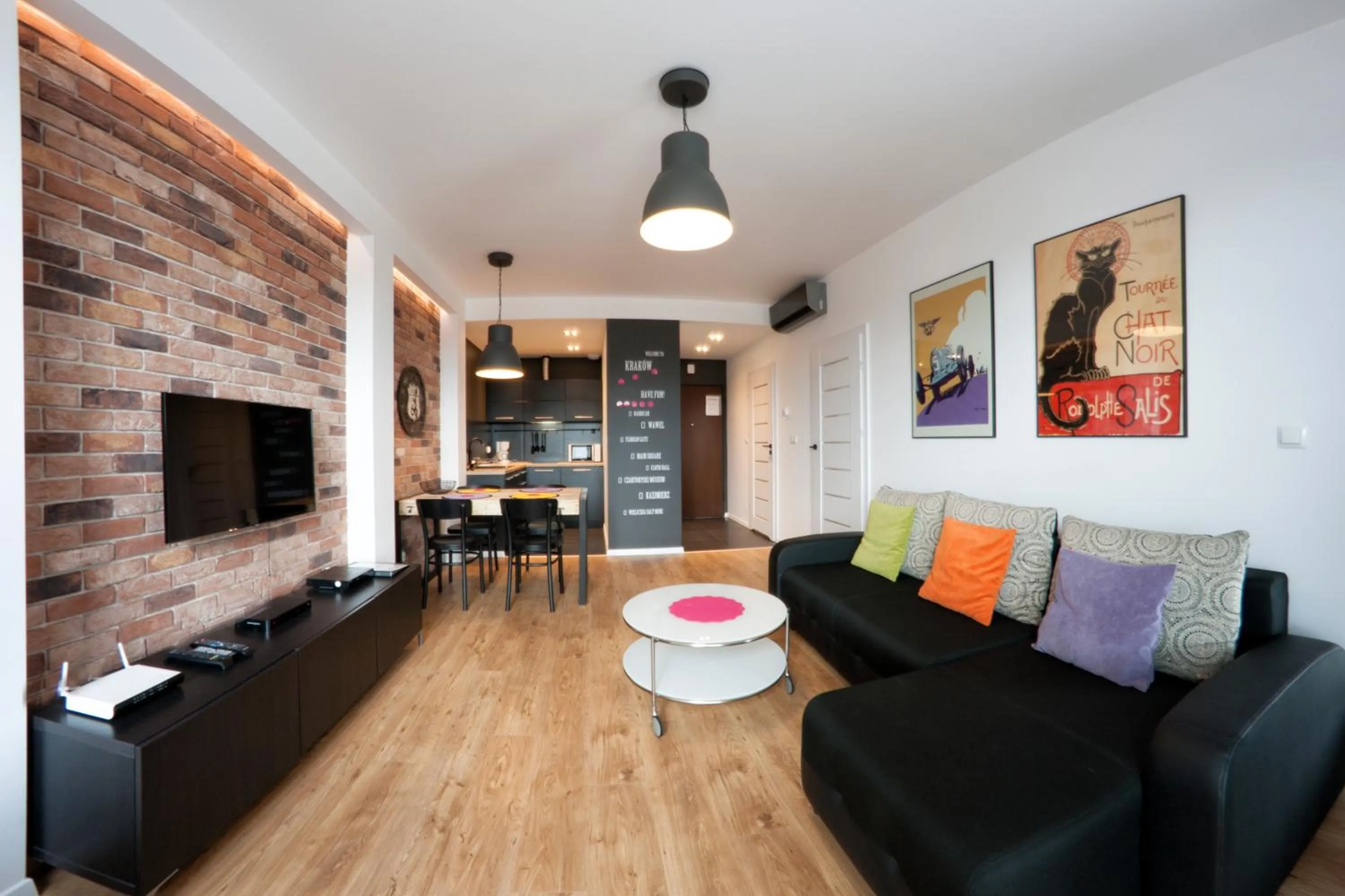 Kitchen or kitchenette in Yourplace Central Apartments