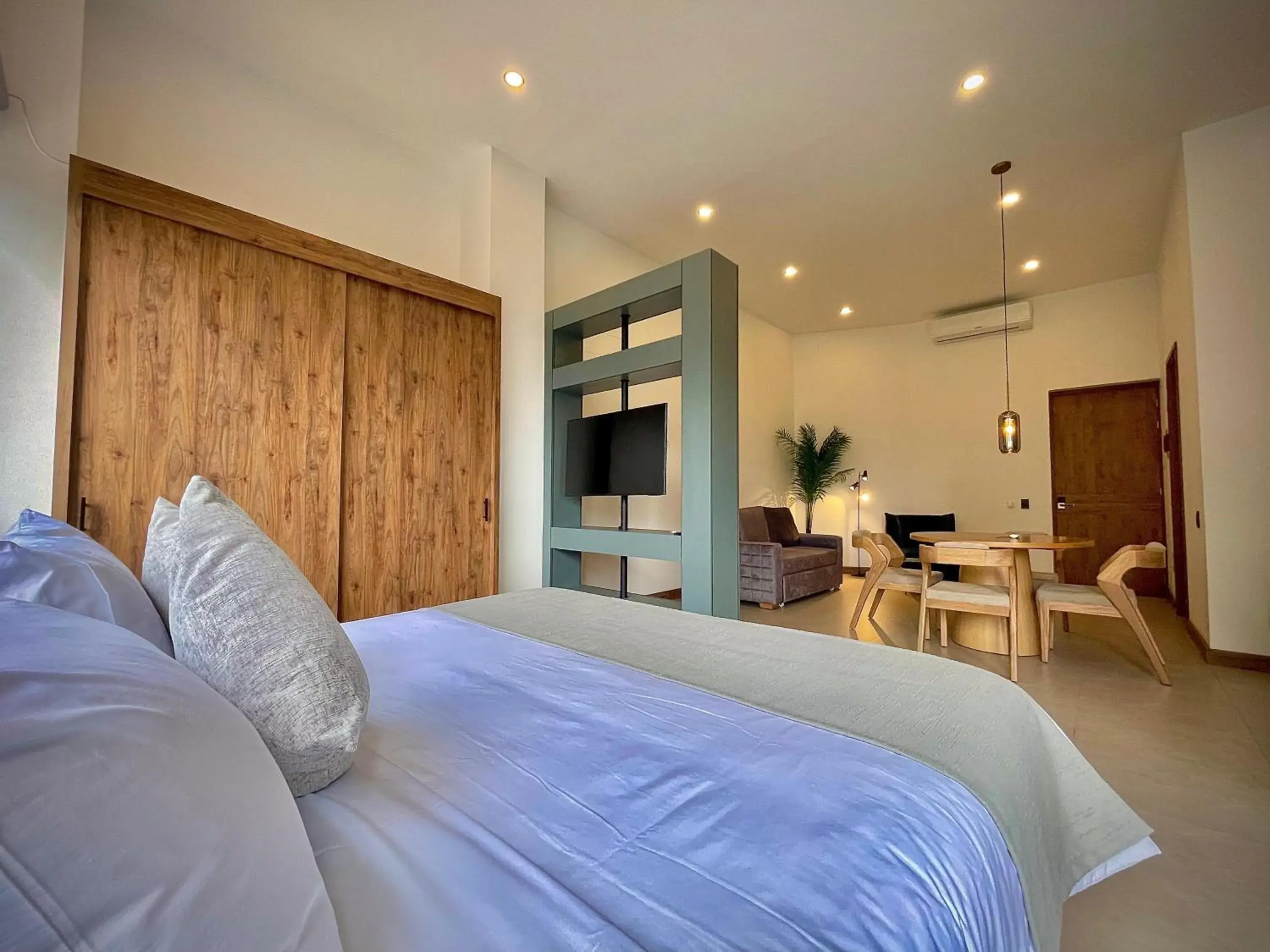 One-bedroom Loft Apartment in Nomadic Boutique Living and Experience Center One-bedroom Loft Apartment in Nomadic Boutique Living and Experience Center