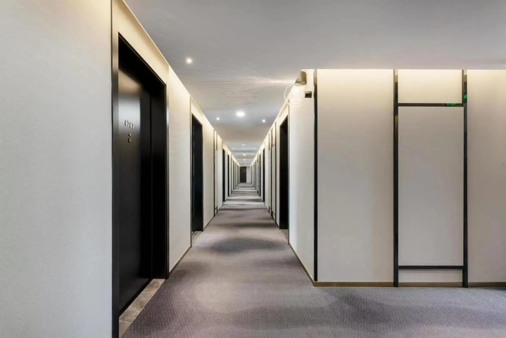 Property building in Atour Light Hotel Dalian Xinghai Square Hang Lung Shopping Center