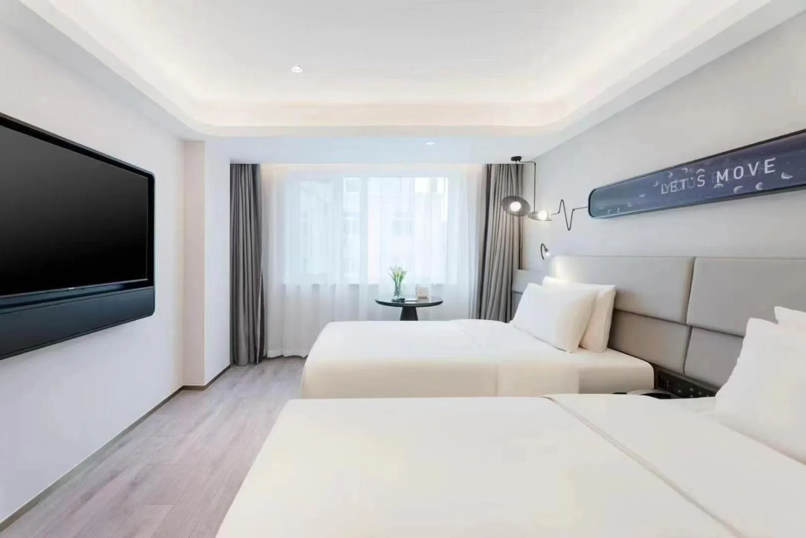 Bedroom, Bed in Atour Light Hotel Dalian Xinghai Square Hang Lung Shopping Center