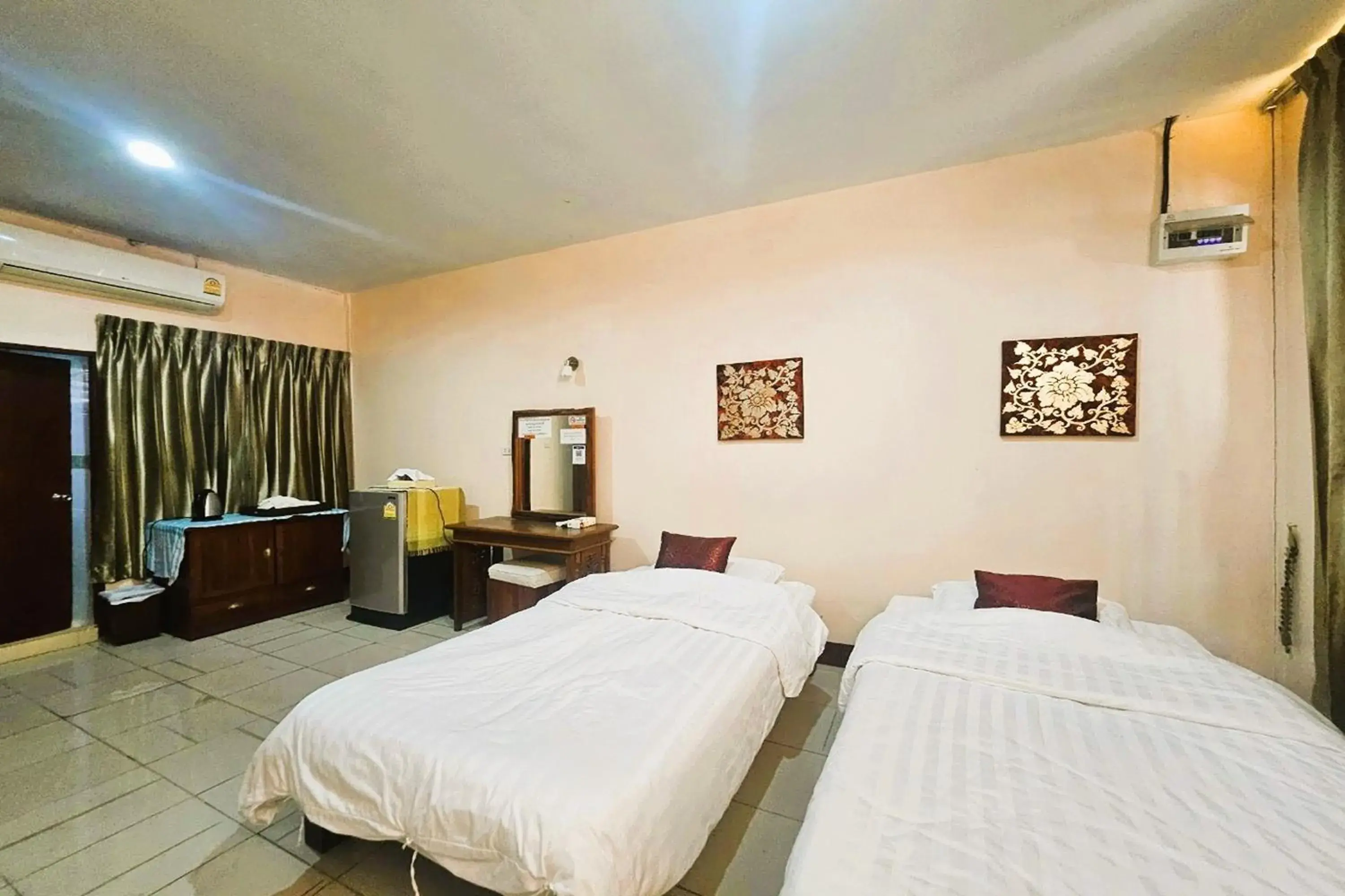 Bedroom, Bed in Thai Gallery Baantawai Bedroom, Bed in Thai Gallery Baantawai