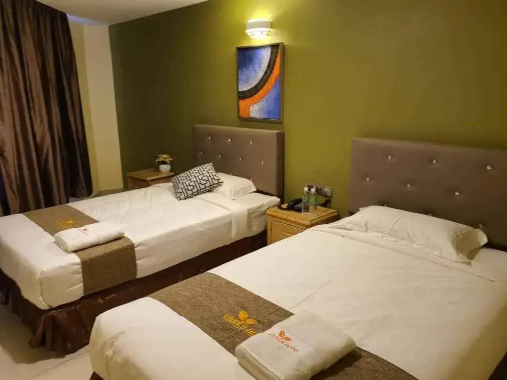 Superior Twin Room in Enrich Hotel Setia Alam by uBook Superior Twin Room in Enrich Hotel Setia Alam by uBook