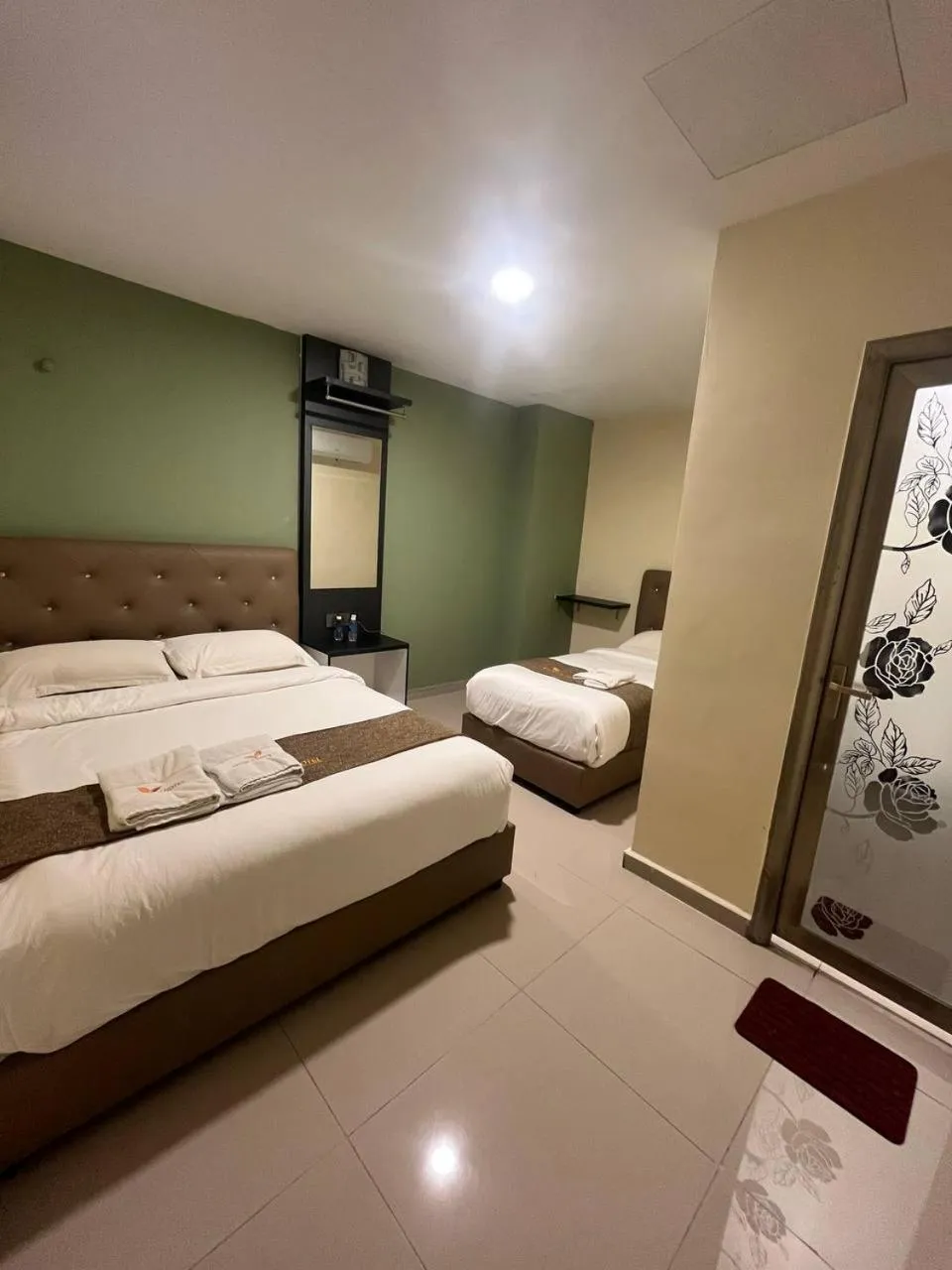 Bed in Enrich Hotel Setia Alam by uBook