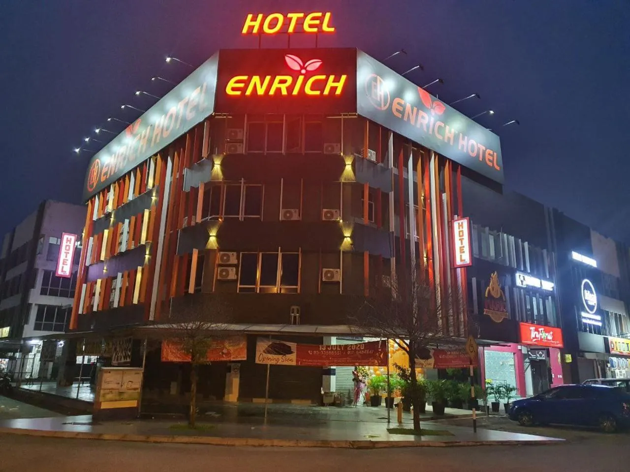 Property building in Enrich Hotel Setia Alam by uBook