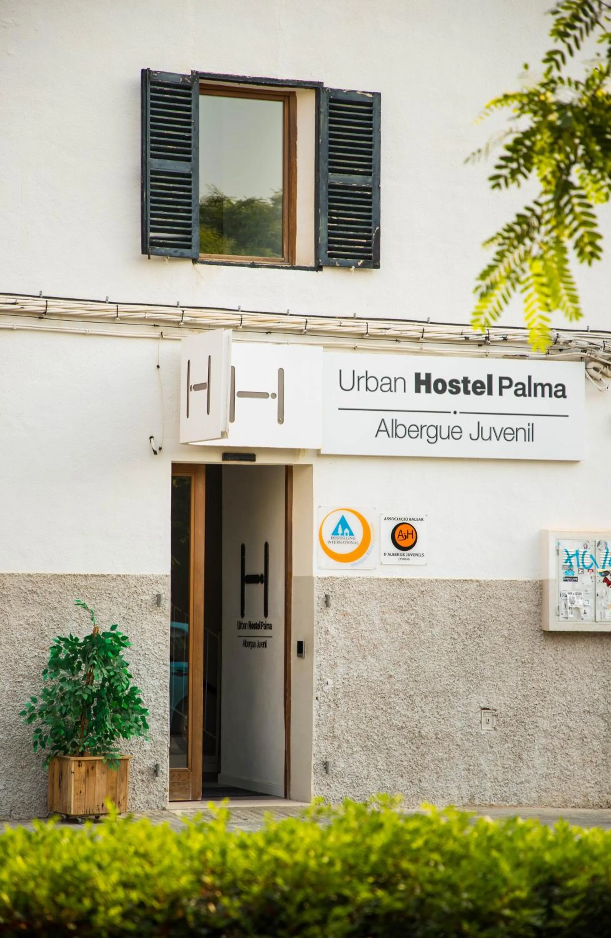 Facade/entrance in Urban Hostel Palma - Albergue Juvenil - Youth Hostel