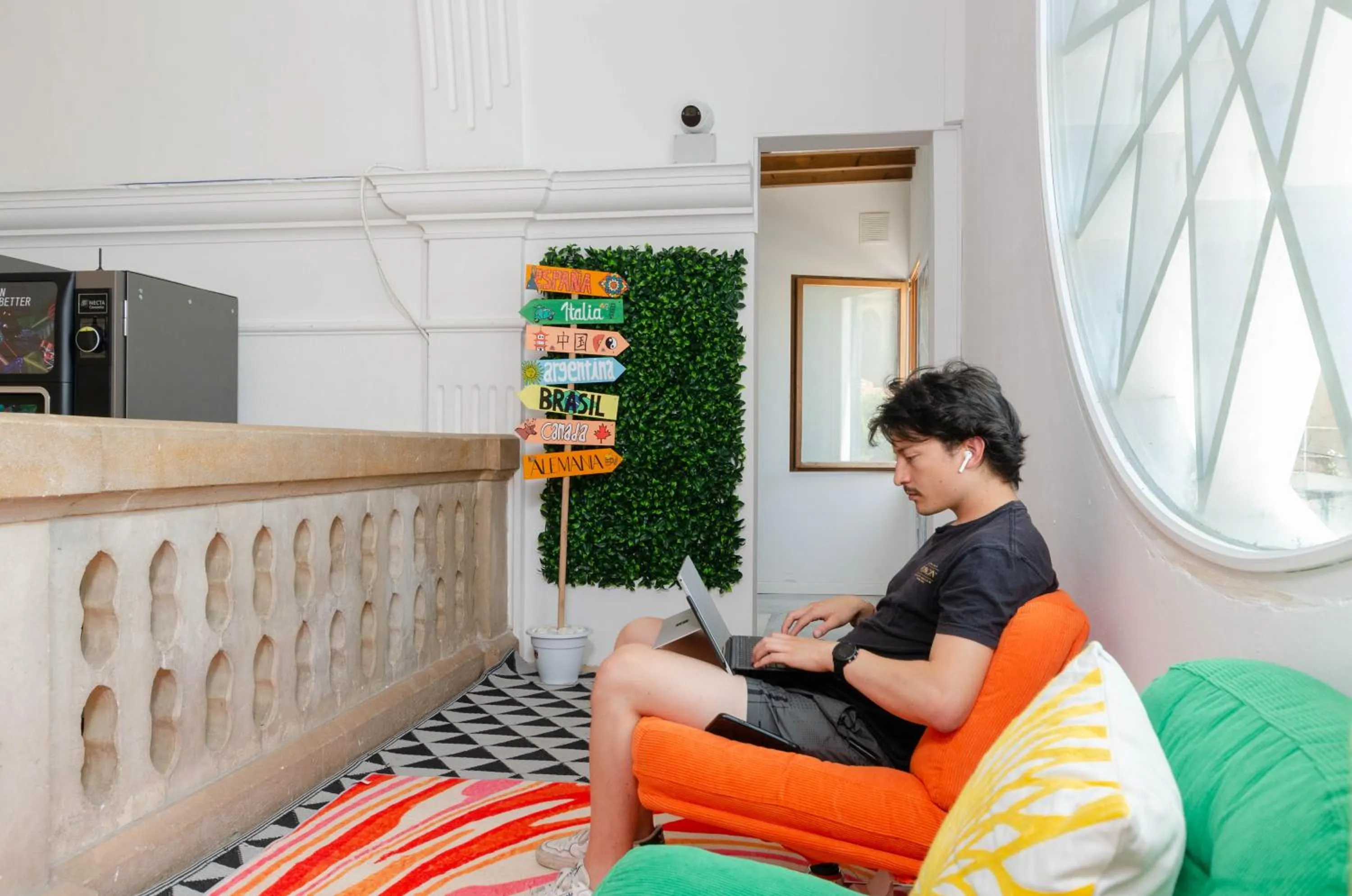 Living room in Urban Hostel Palma - Albergue Juvenil - Youth Hostel