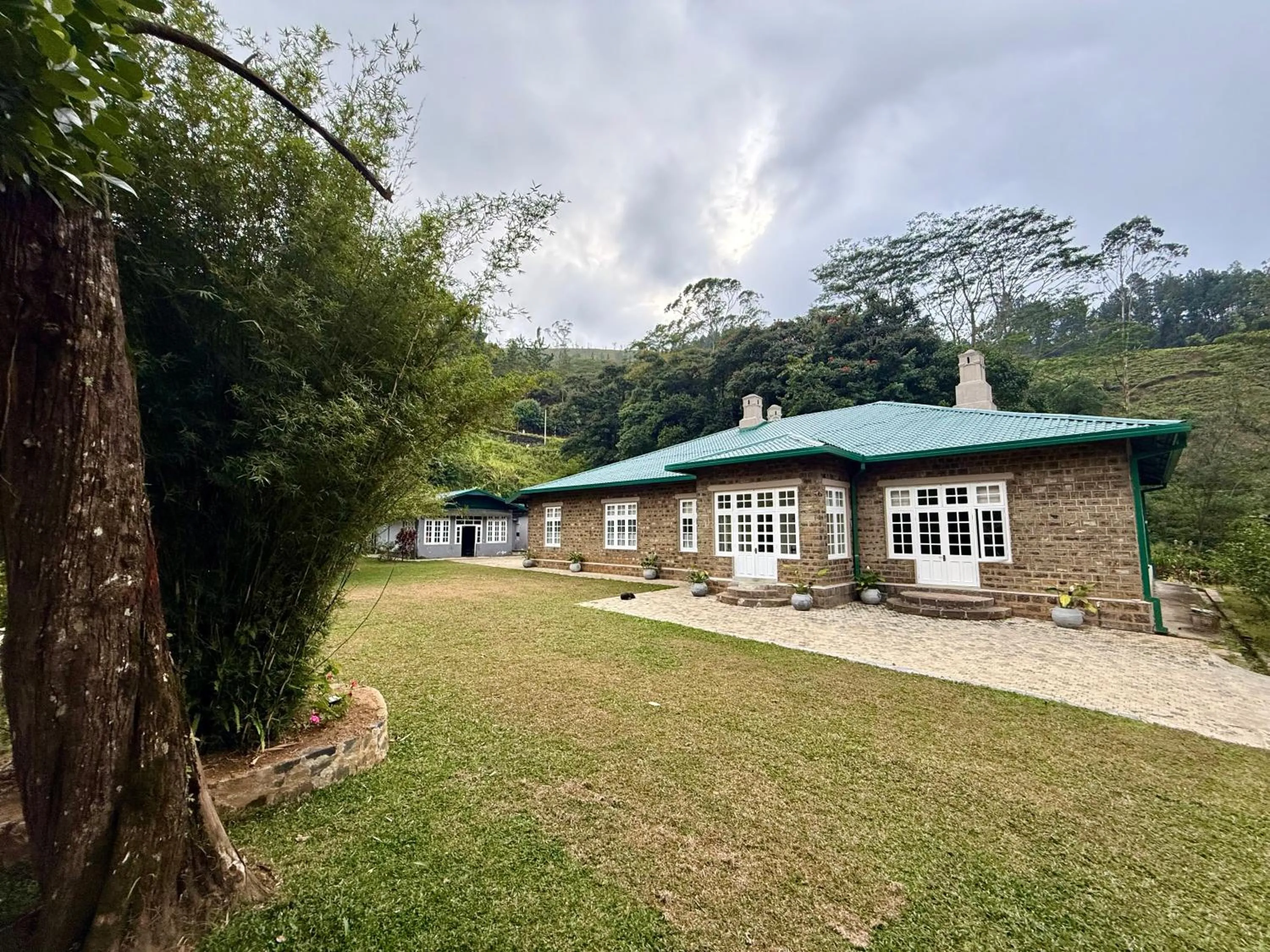 Property building in Watawala Tea Plantation Bungalow