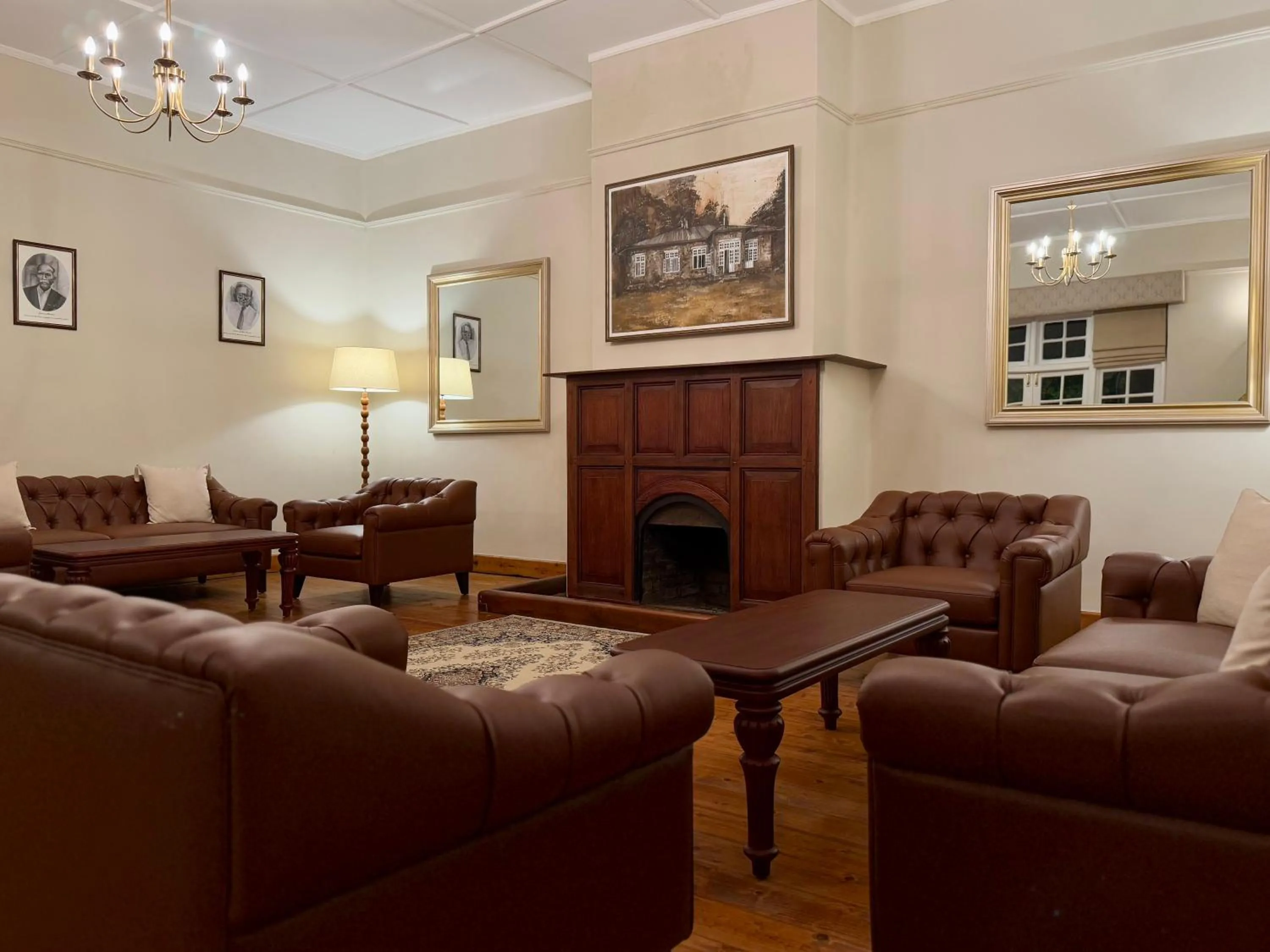 Living room in Watawala Tea Plantation Bungalow