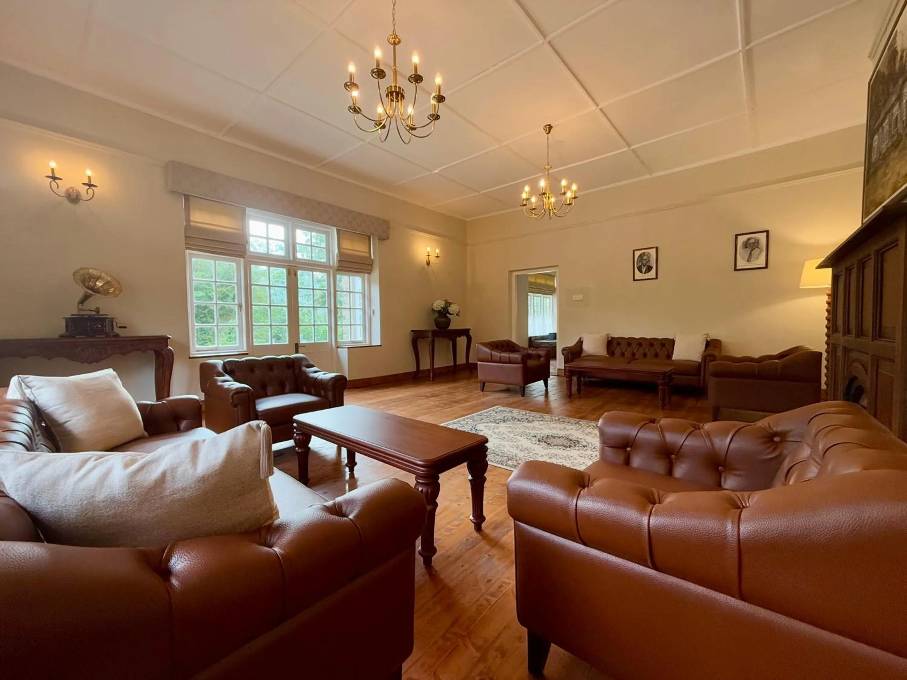 Living room in Watawala Tea Plantation Bungalow