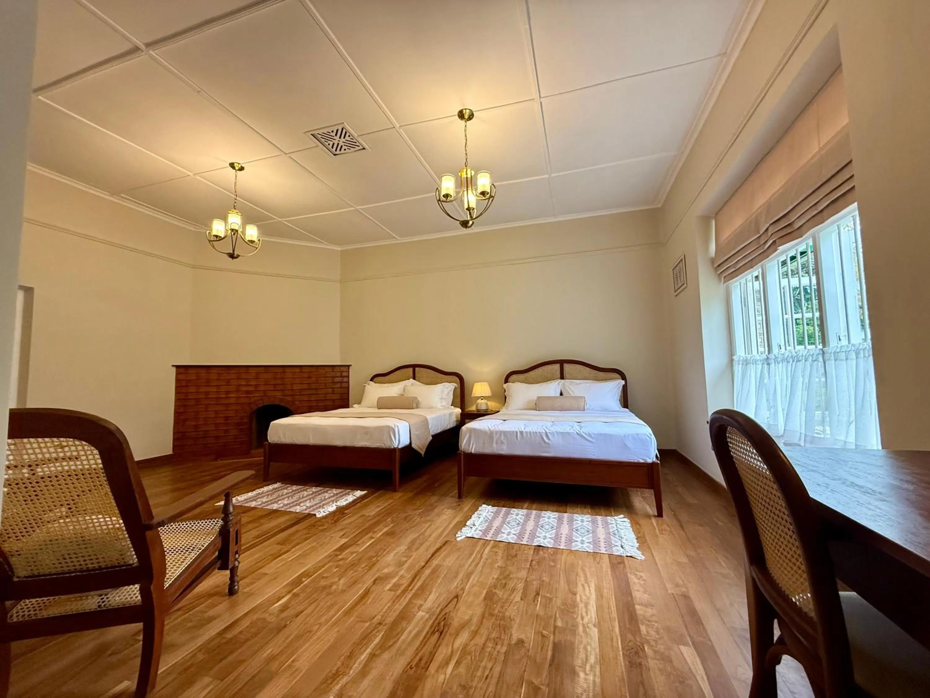 Photo of the whole room in Watawala Tea Plantation Bungalow