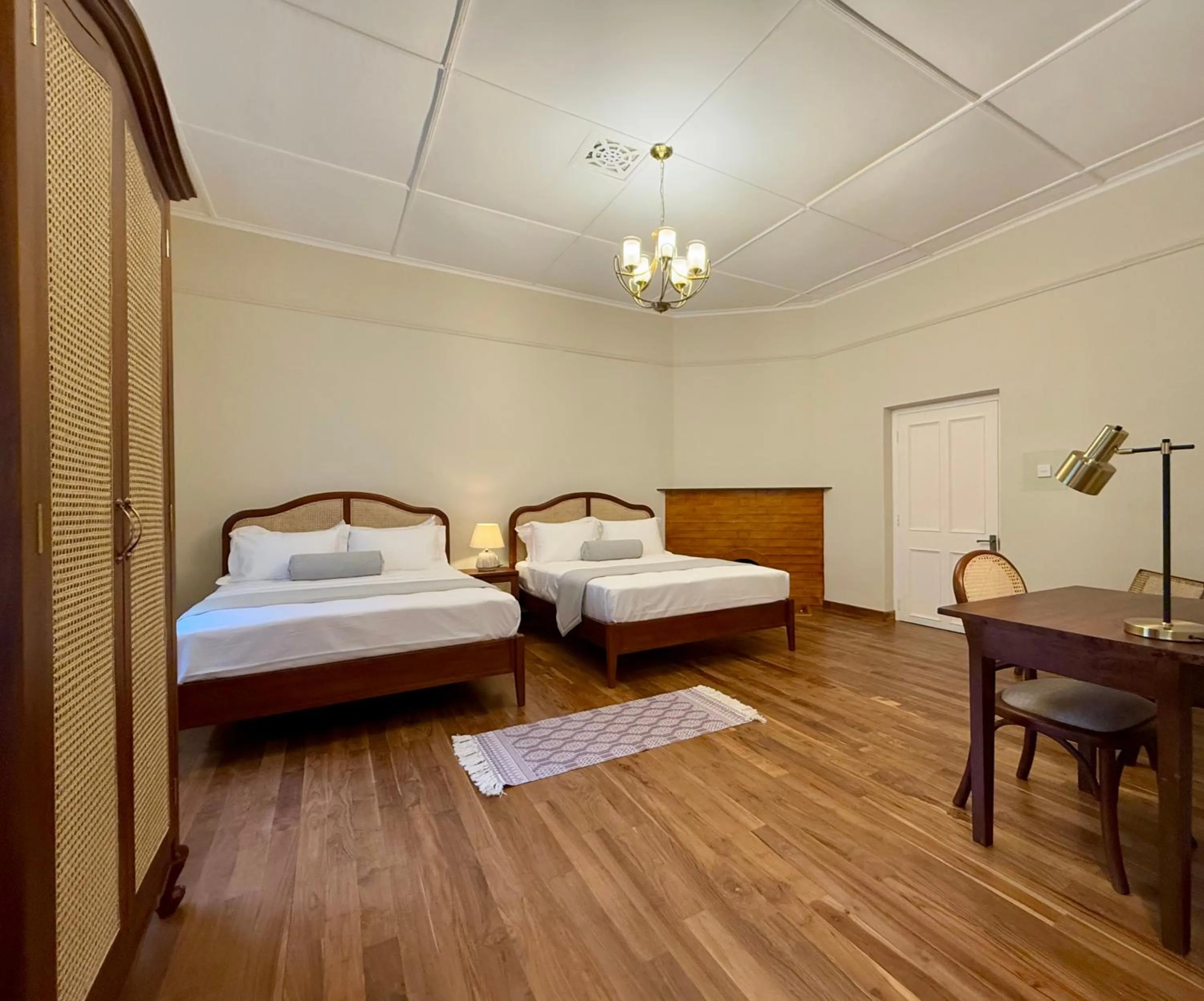 Photo of the whole room in Watawala Tea Plantation Bungalow