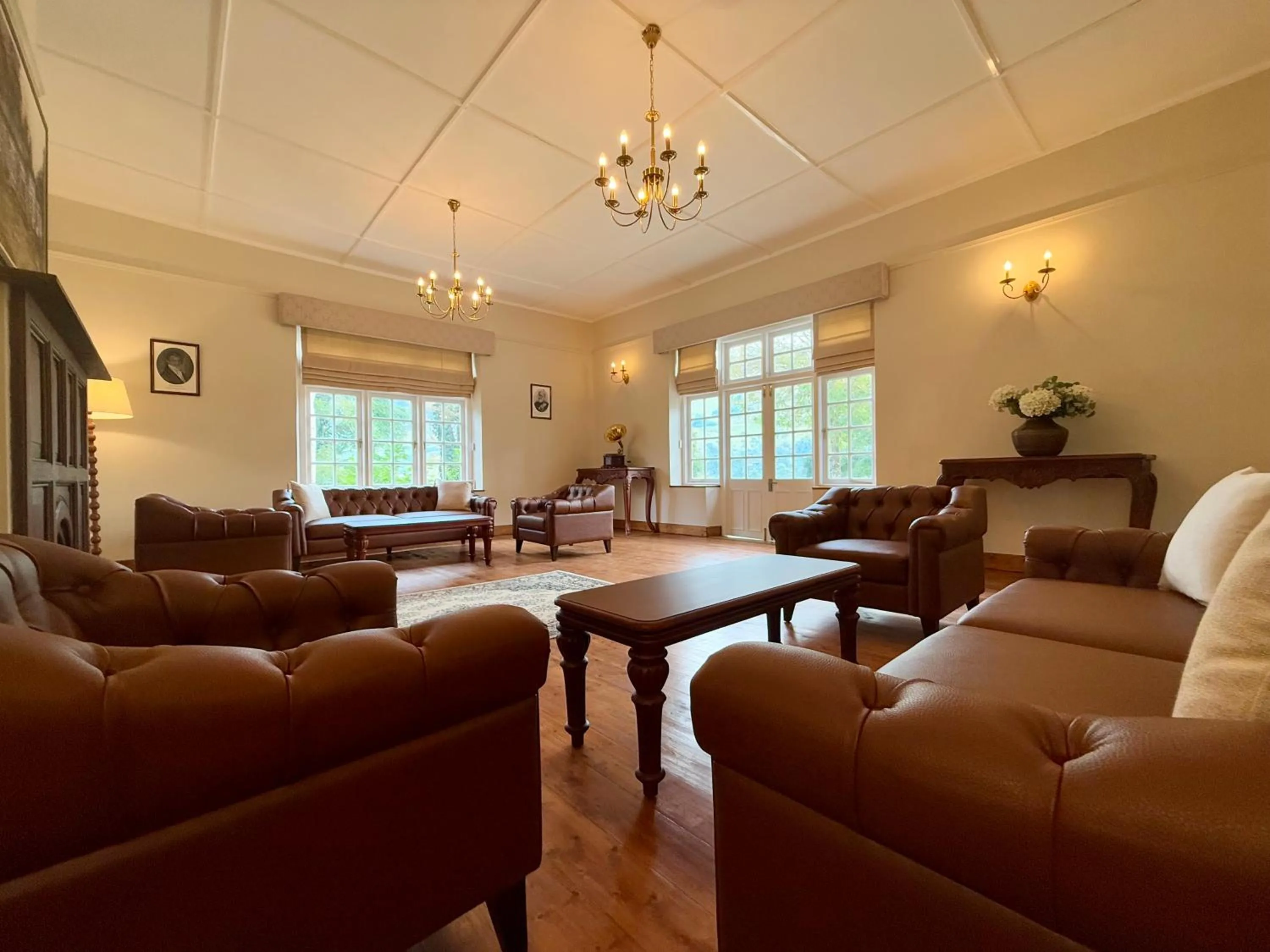 Living room in Watawala Tea Plantation Bungalow