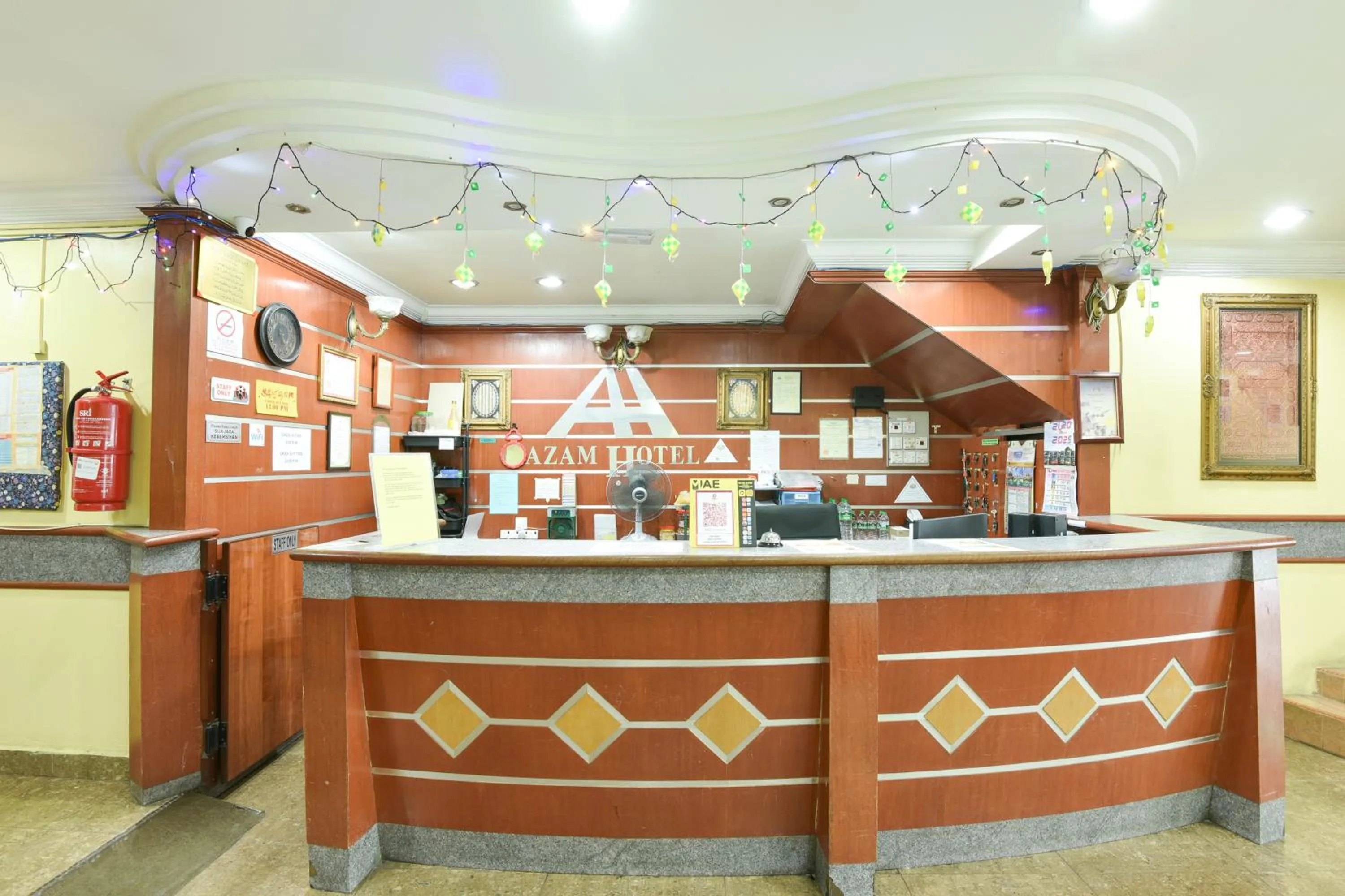 Lobby or reception in Hotel O Kota Bharu Near War Museum Formerly Azam Hotel