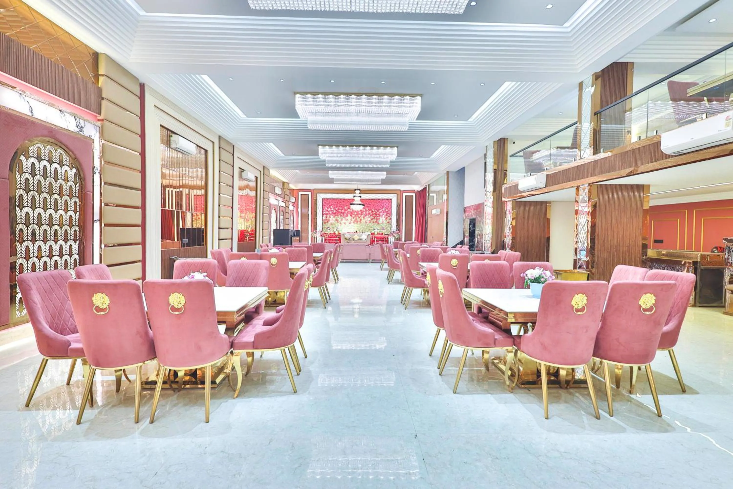 Banquet/Function facilities in Orsom stays Sector 53