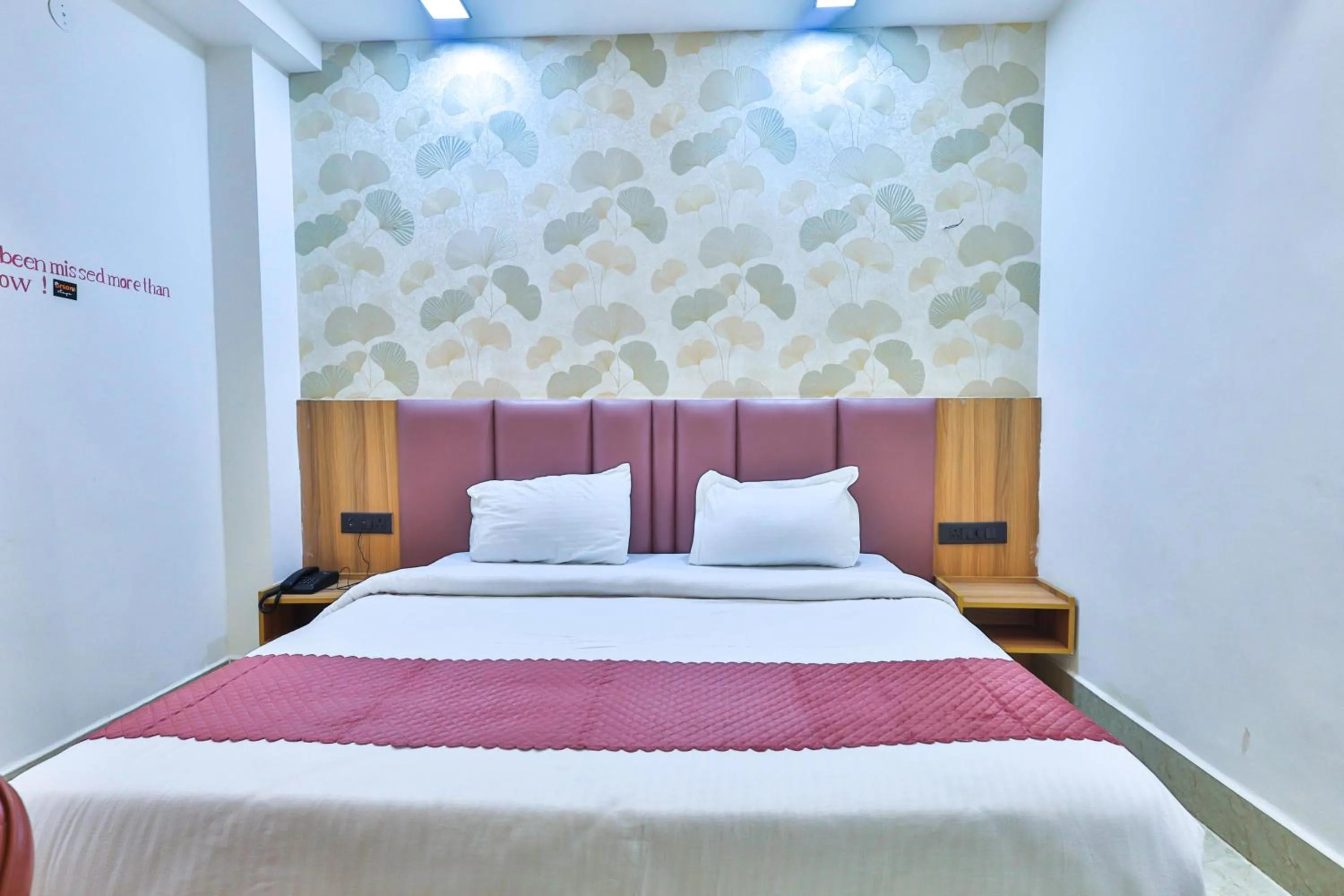 Bed in Orsom stays Sector 53