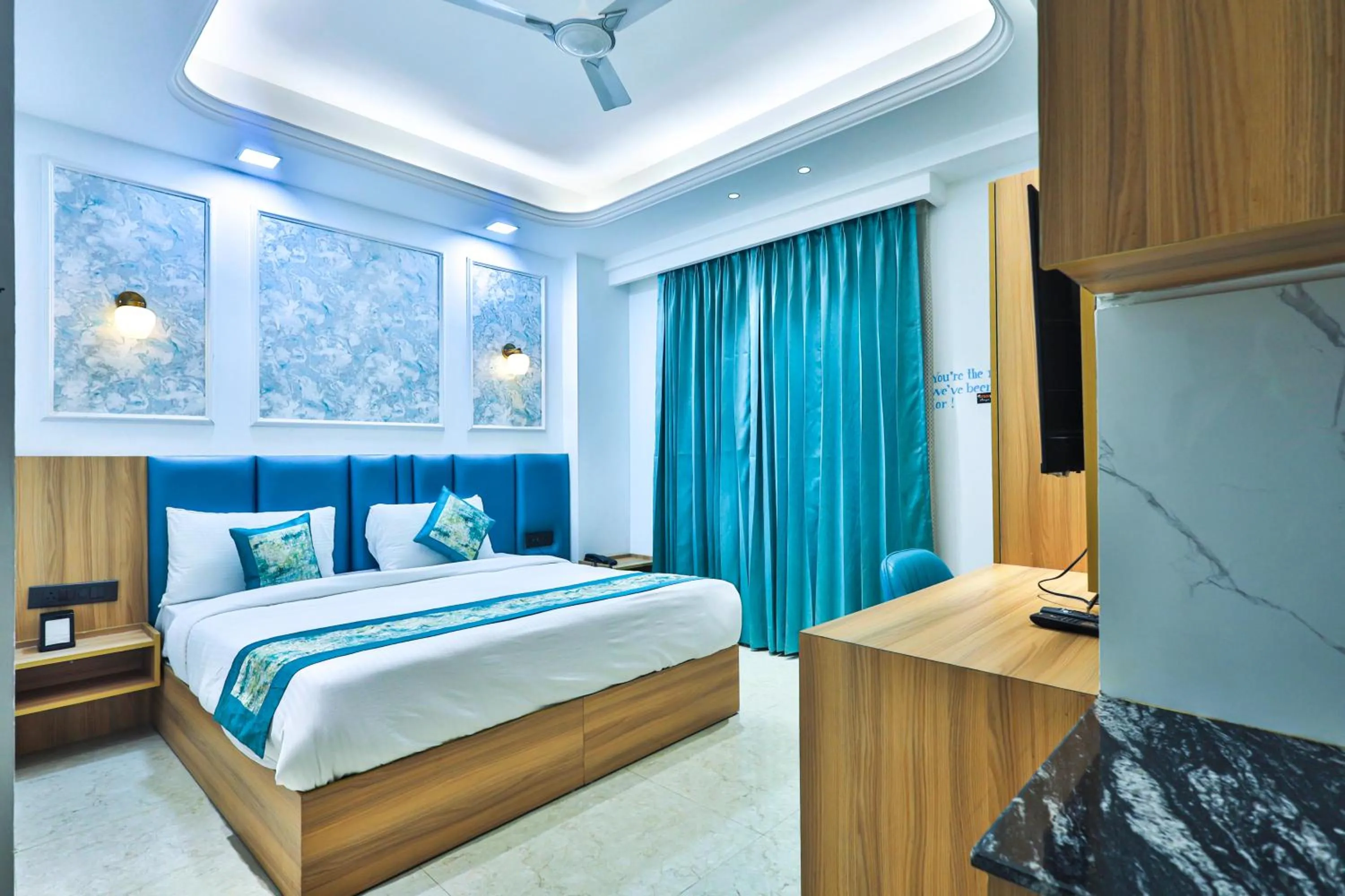 Bed in Orsom stays Sector 53