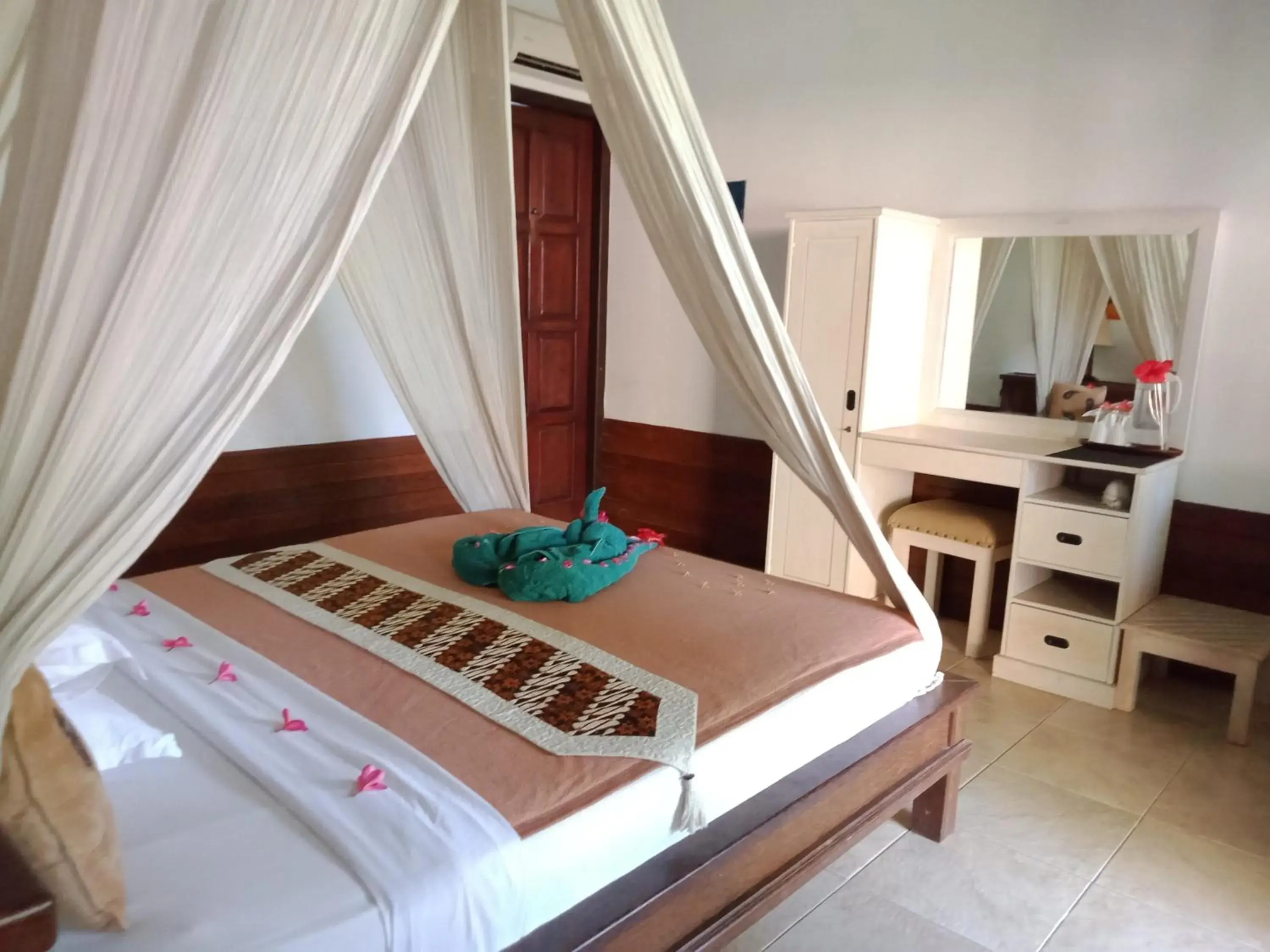 Double Room - single occupancy in Reef Seen Divers' Resort Double Room - single occupancy in Reef Seen Divers' Resort
